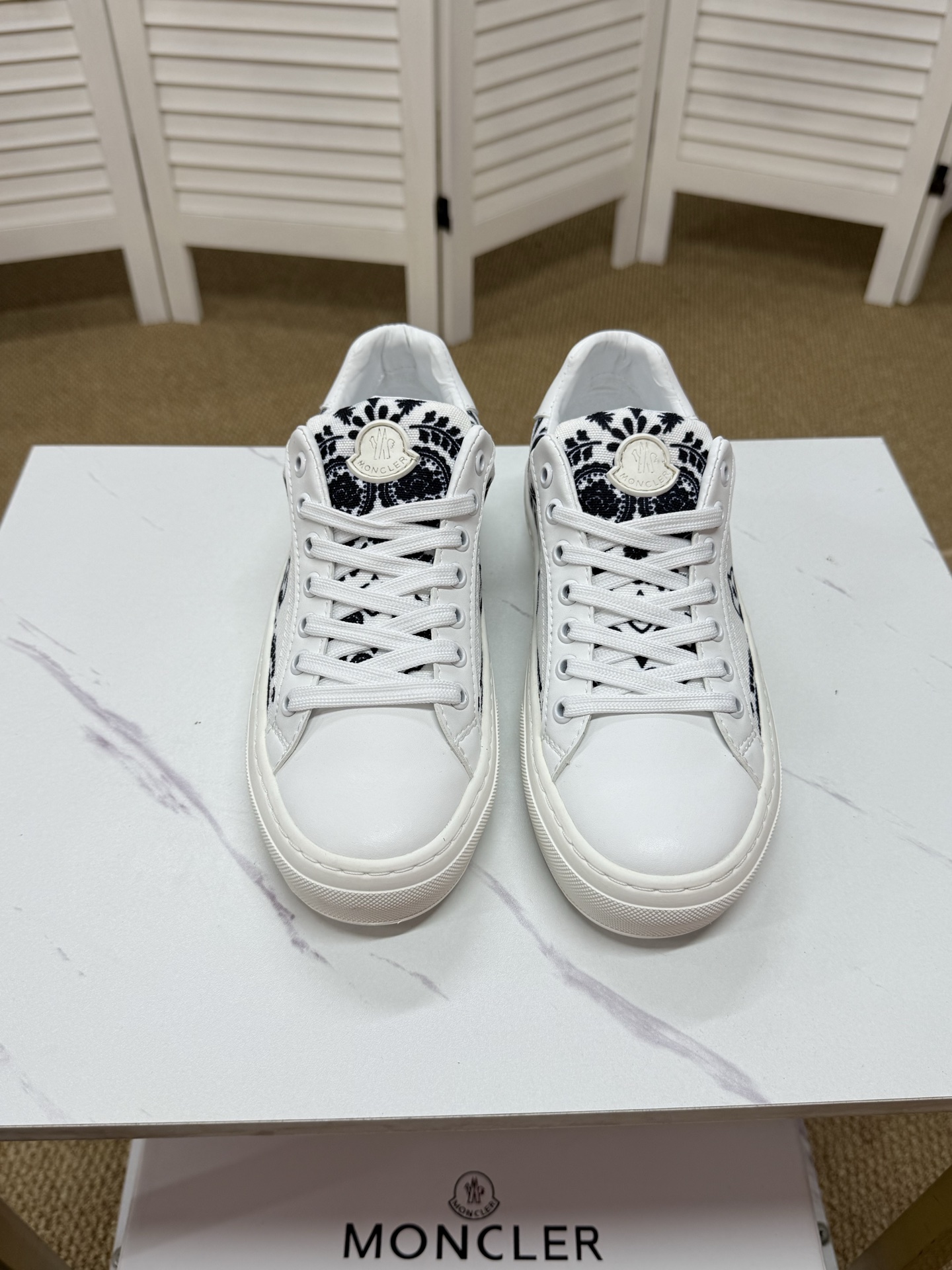 Moncler shoe