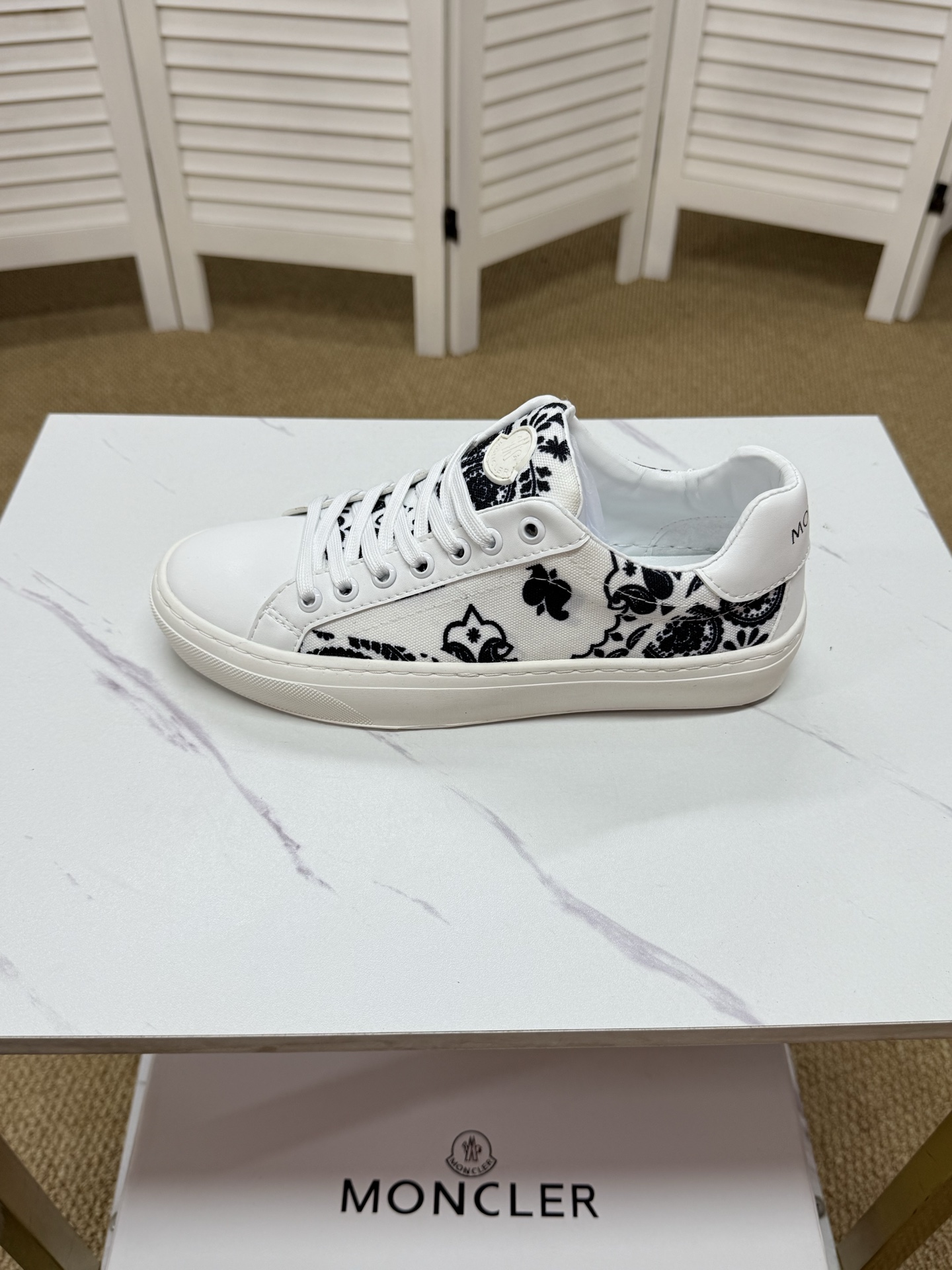 Moncler shoe