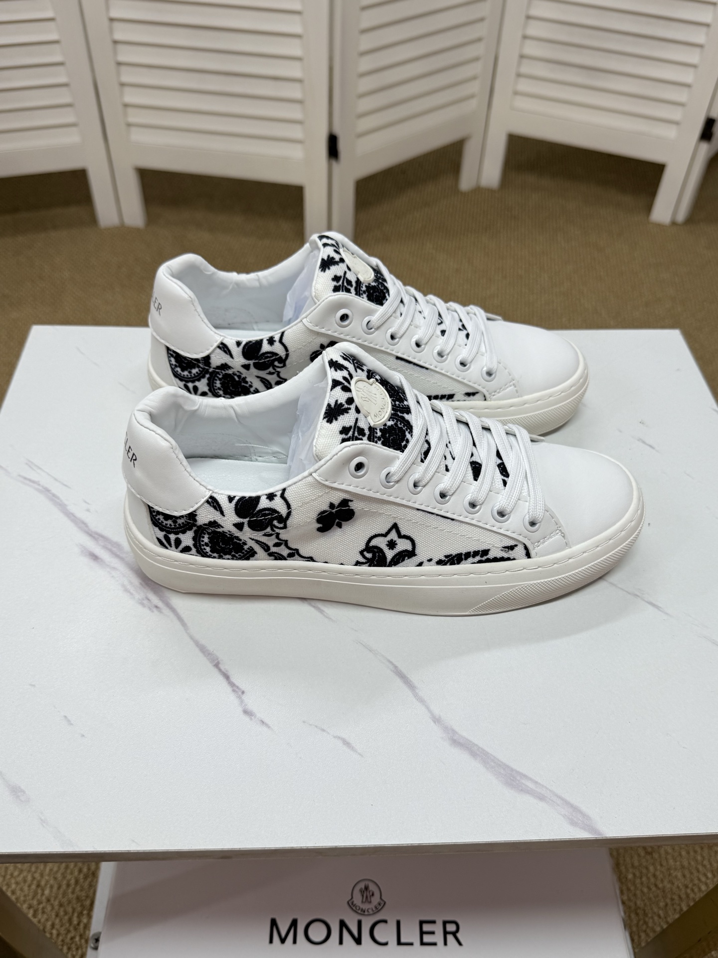 Moncler shoe