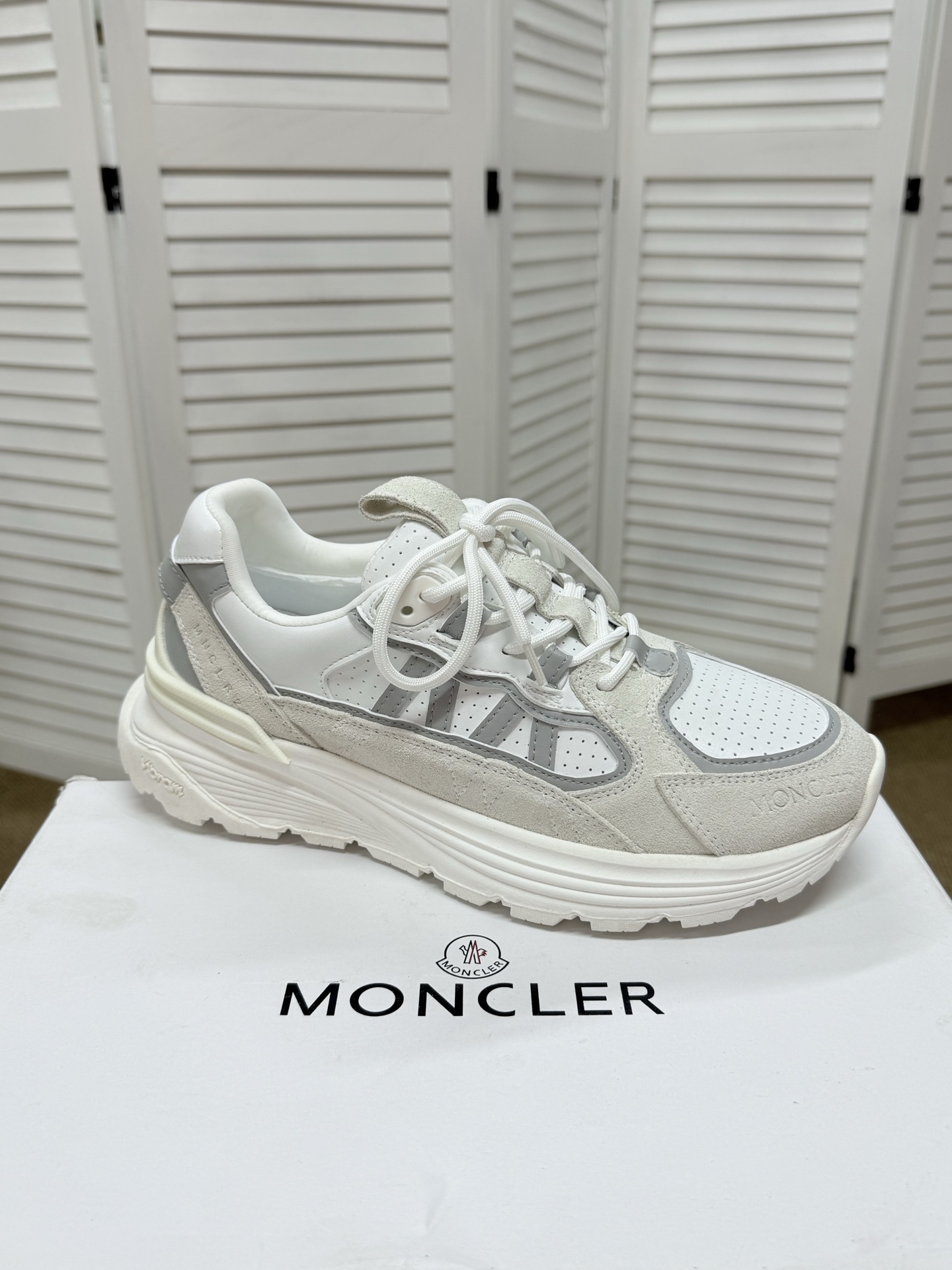 Moncler shoe