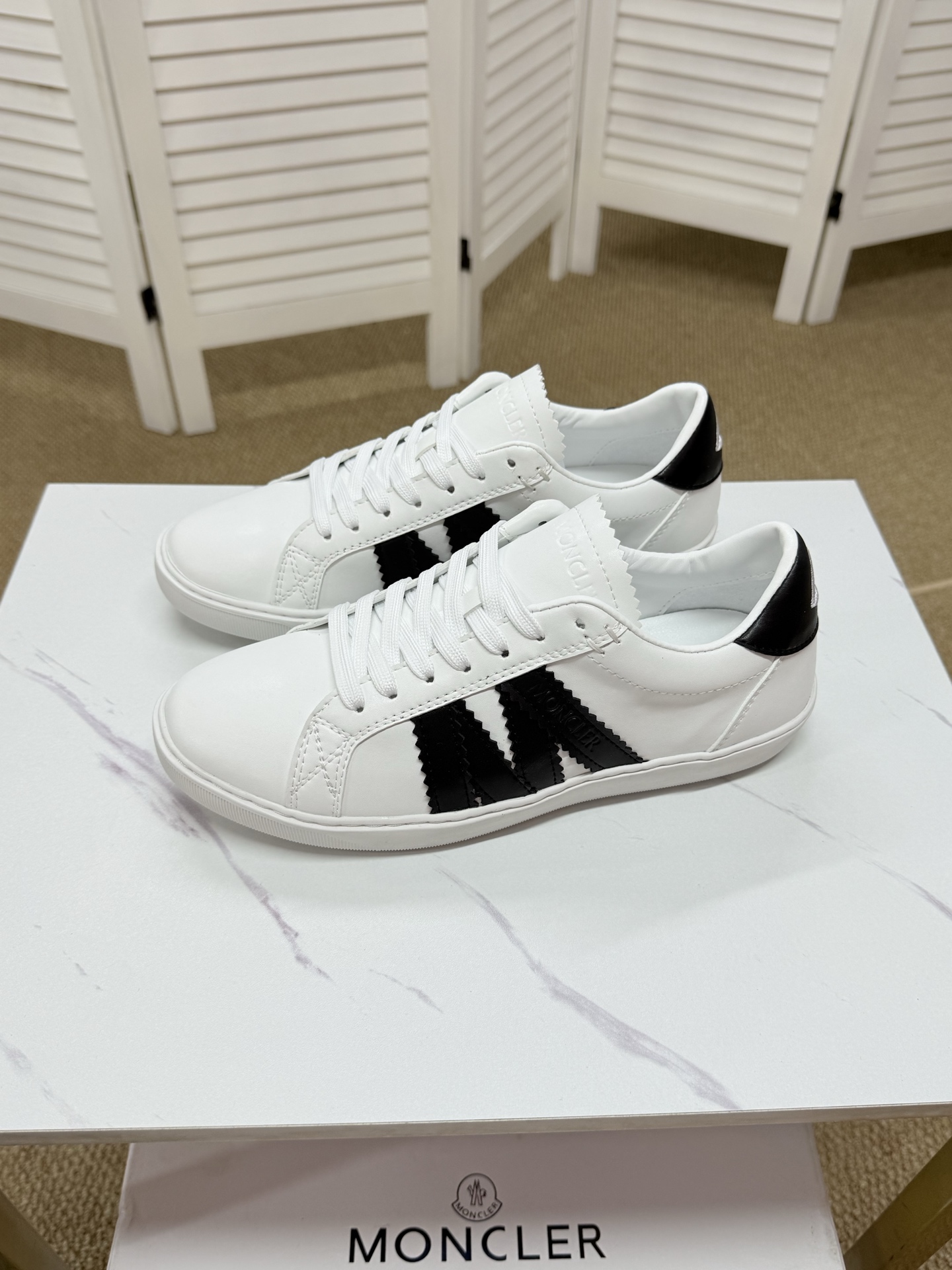 Moncler shoe