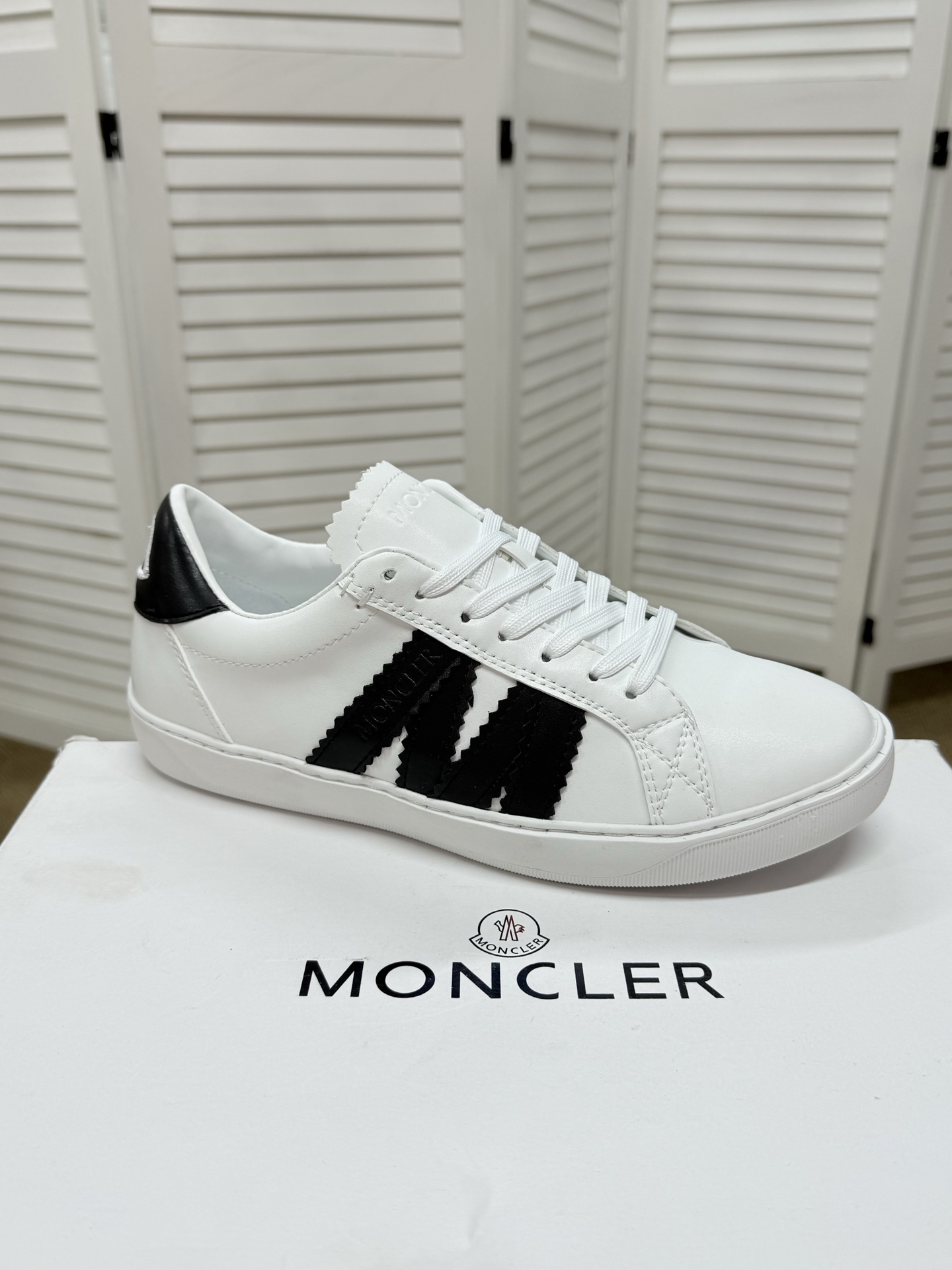 Moncler shoe