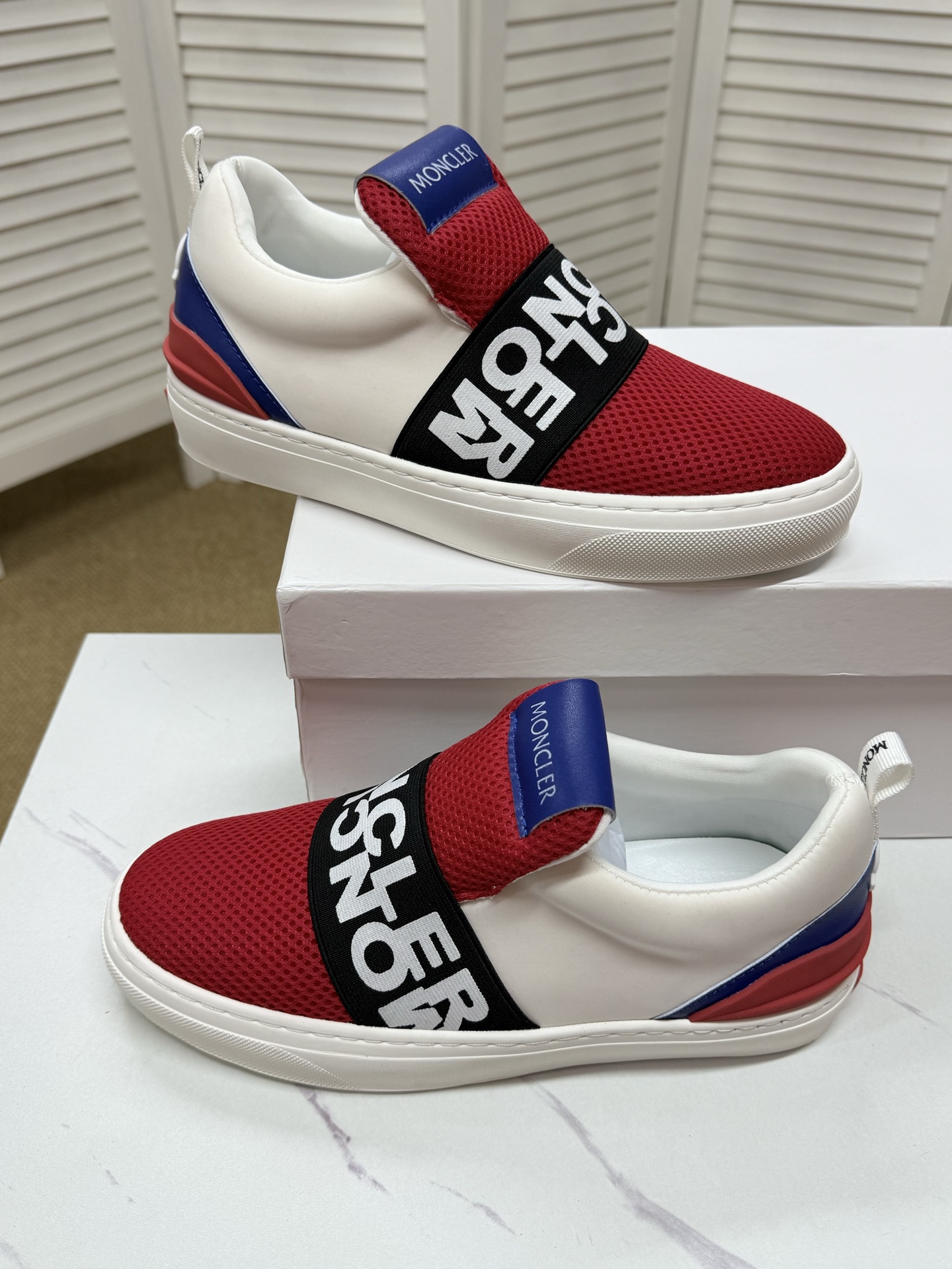 Moncler shoe