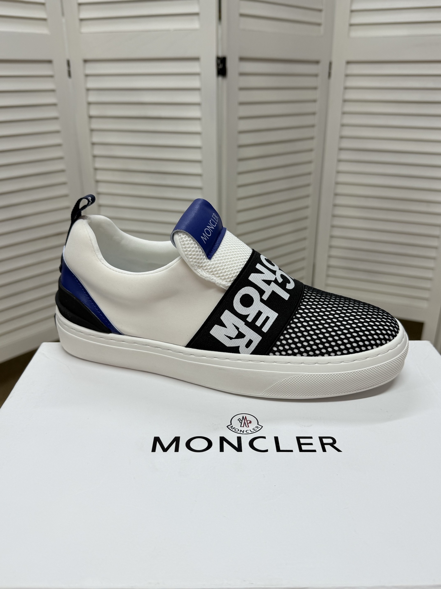 Moncler shoe