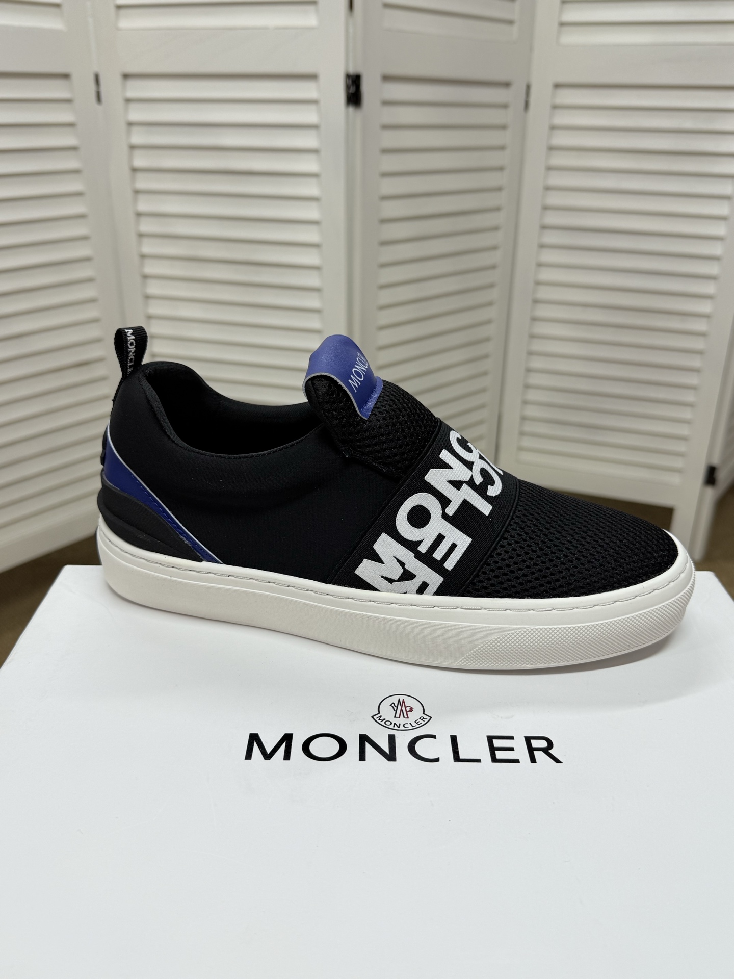 Moncler shoe