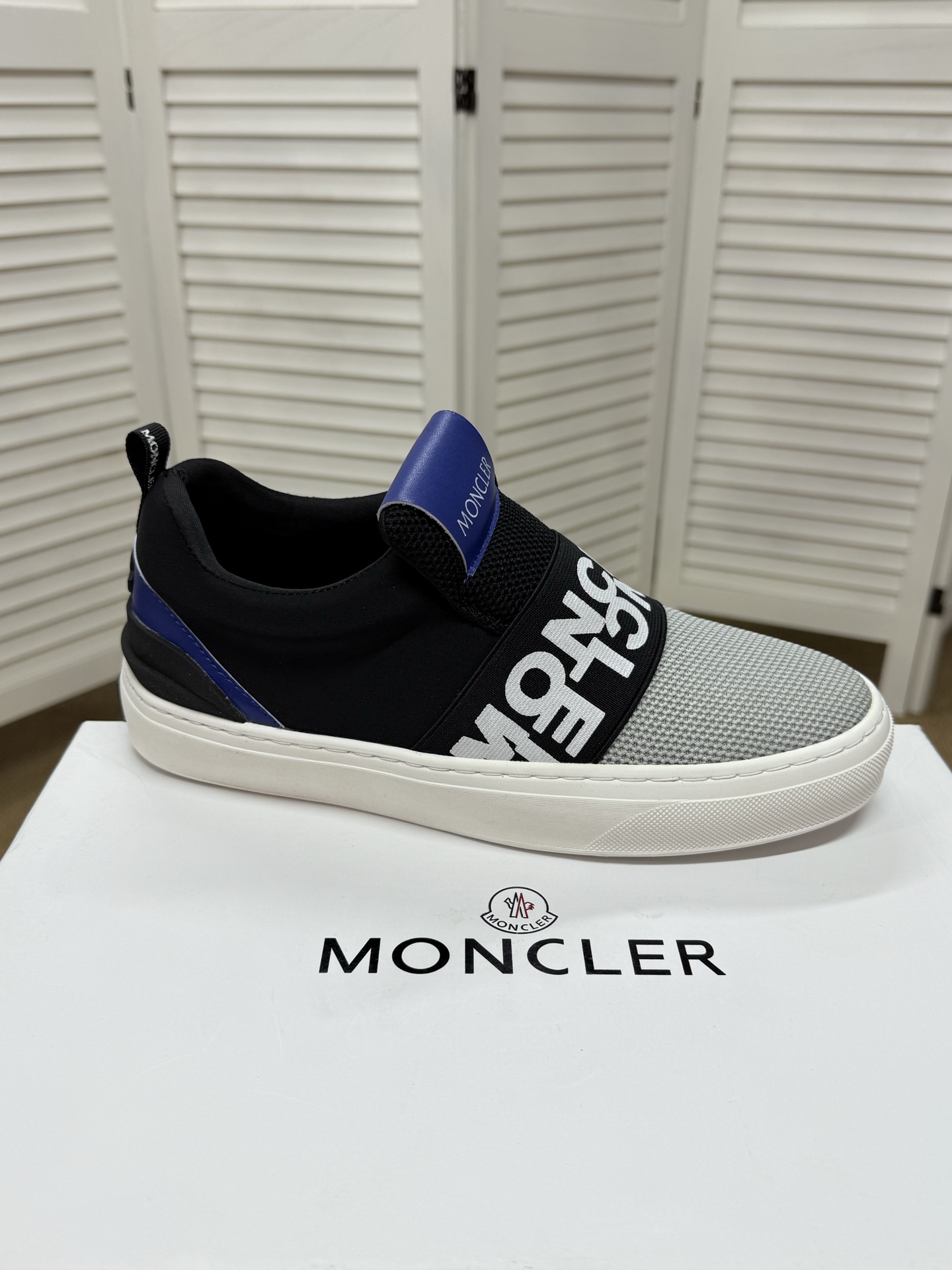 Moncler shoe