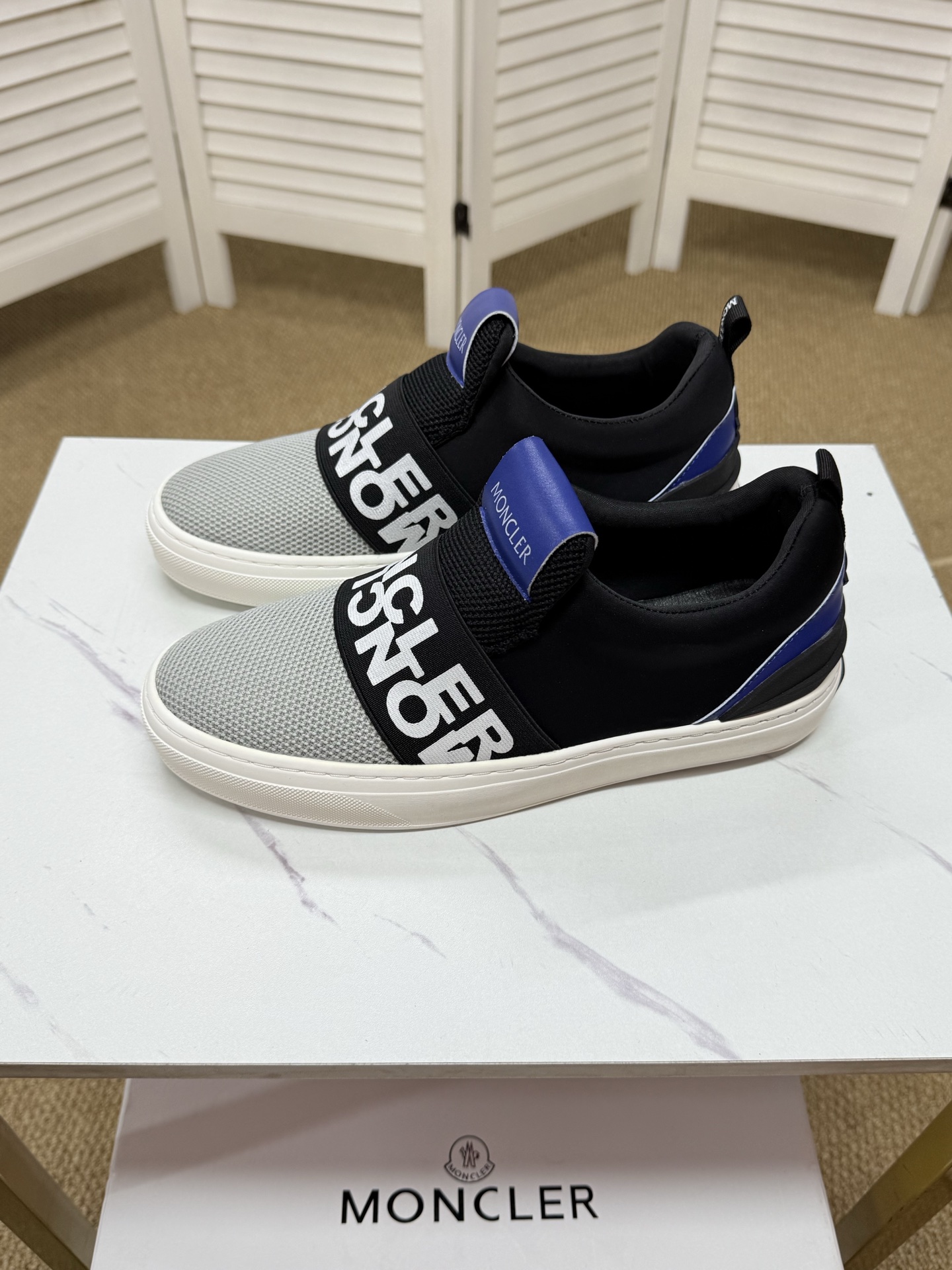 Moncler shoe