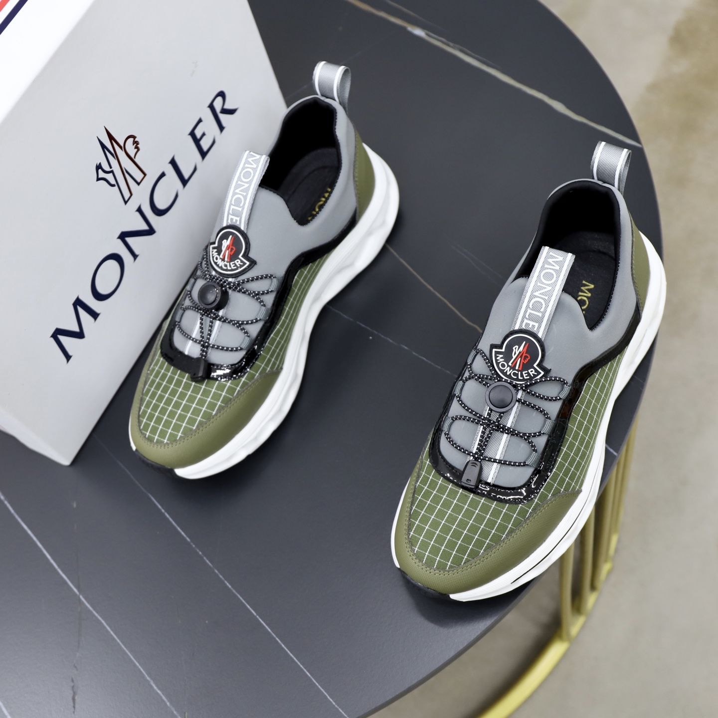 Moncler shoe