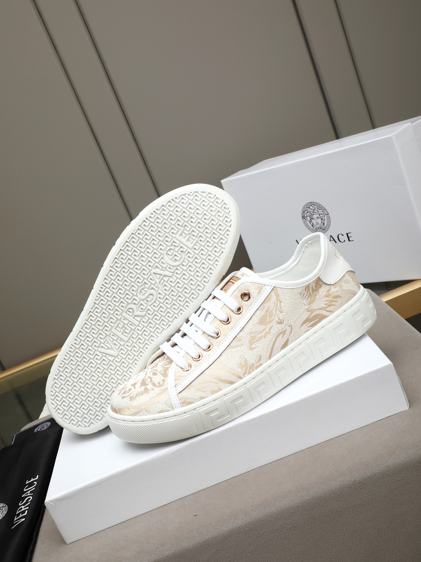 Versace