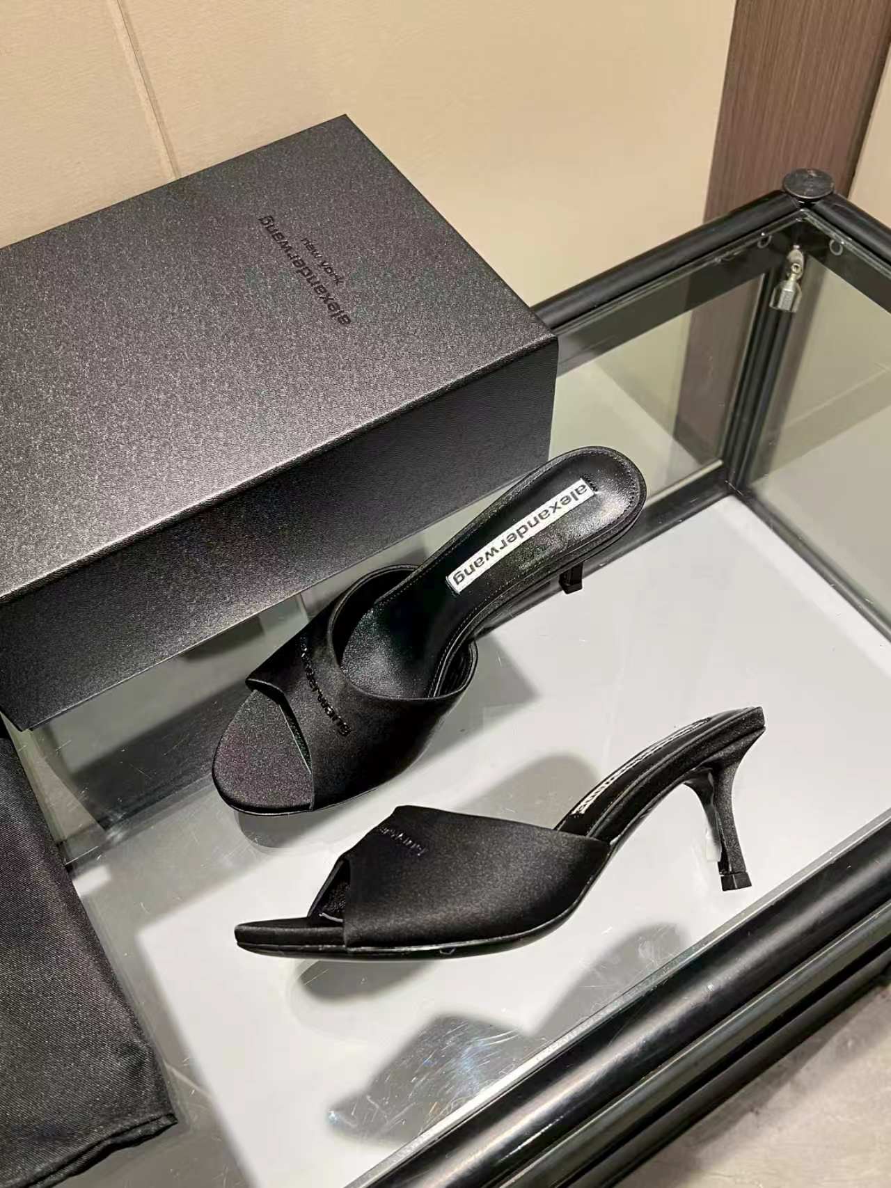 Women's shoes collection