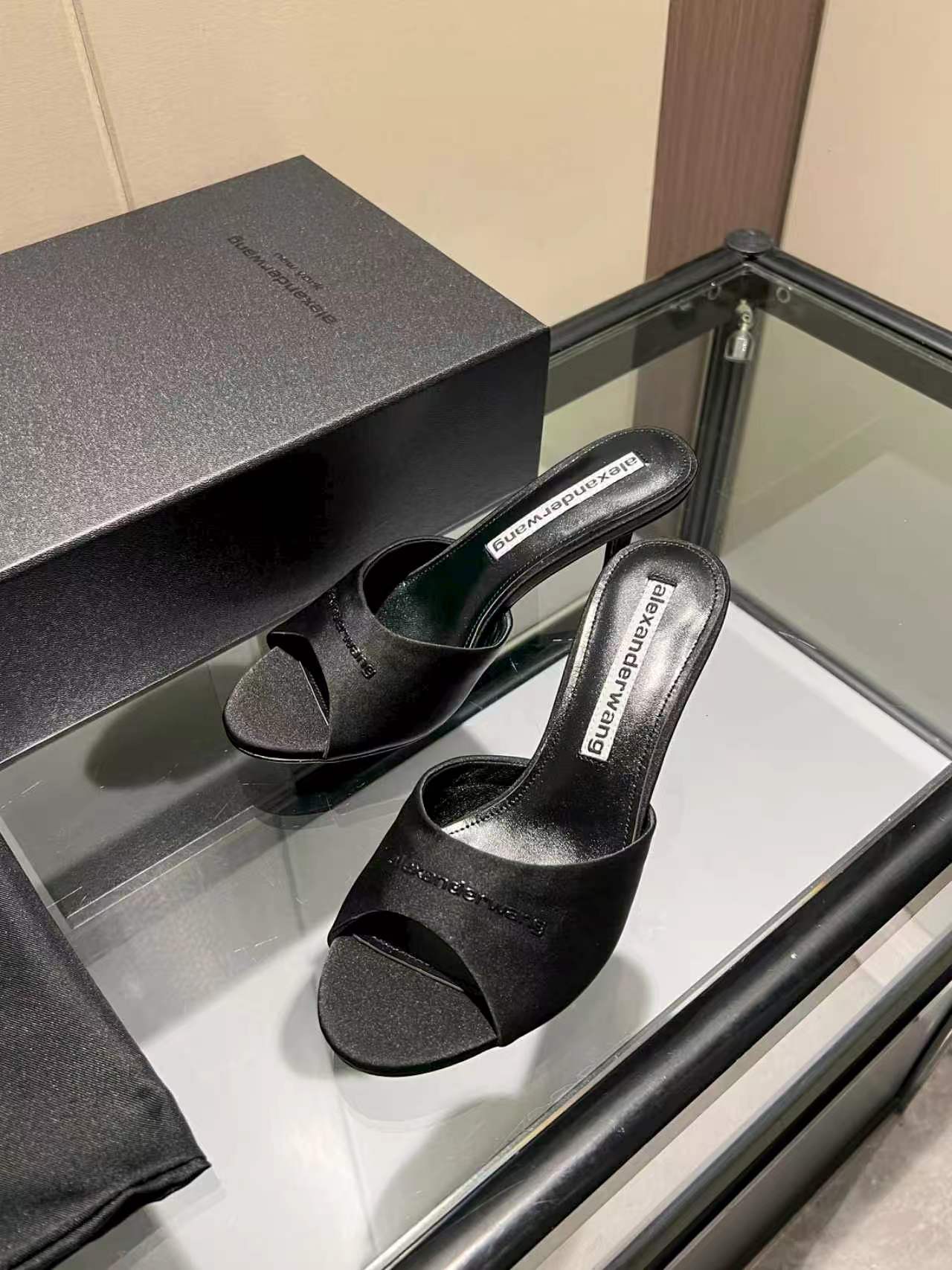 Women's shoes collection