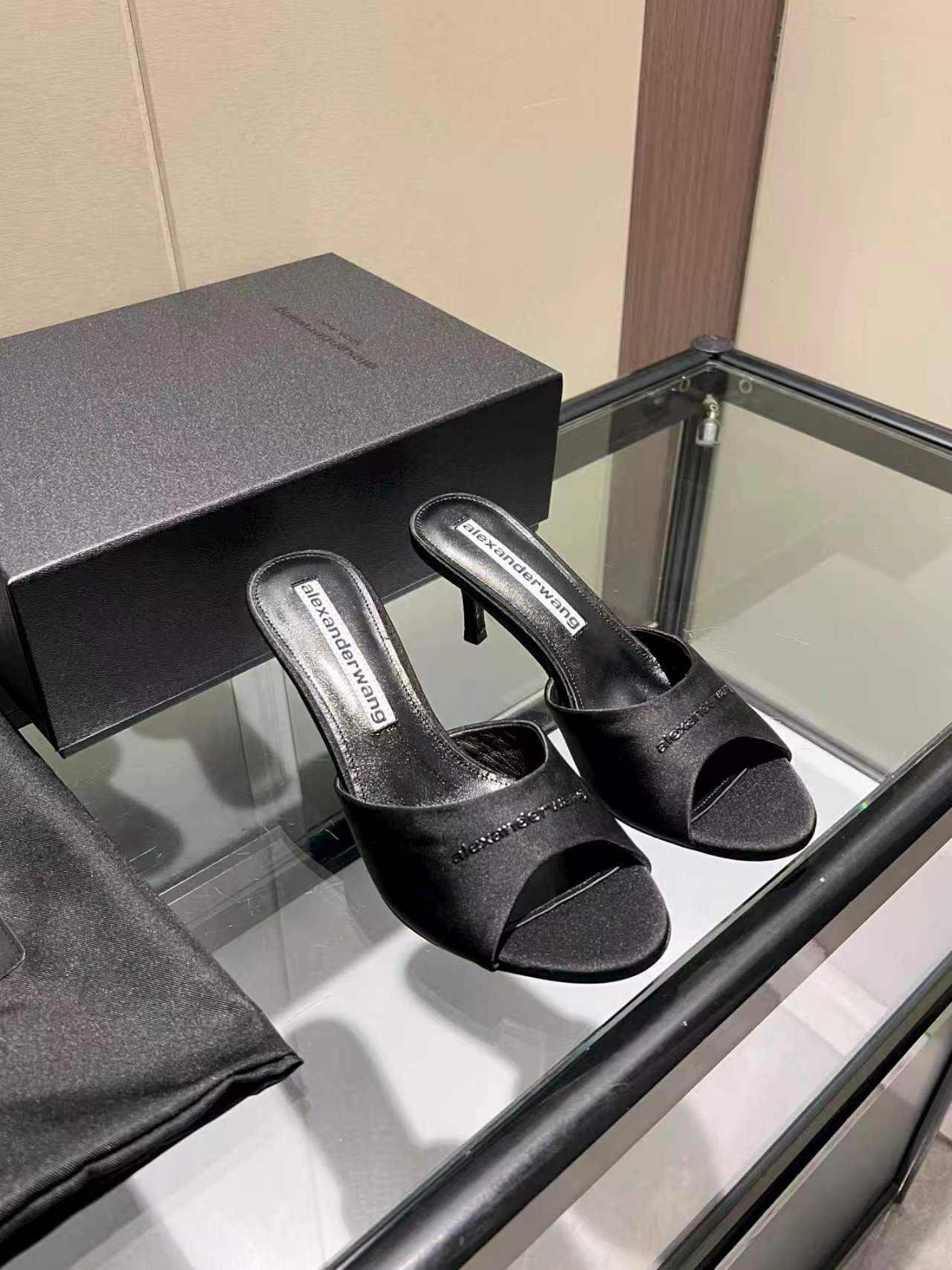 Women's shoes collection