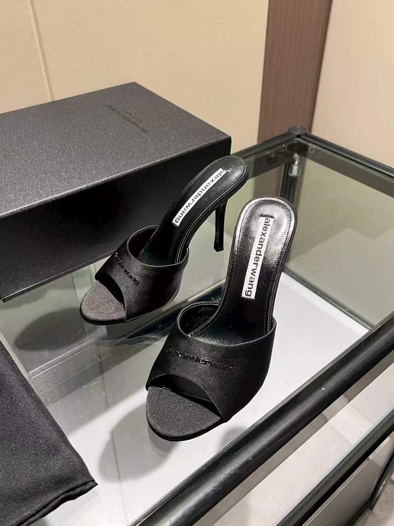 Women's shoes collection