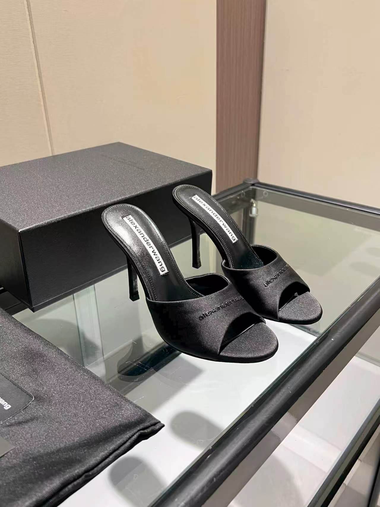 Women's shoes collection