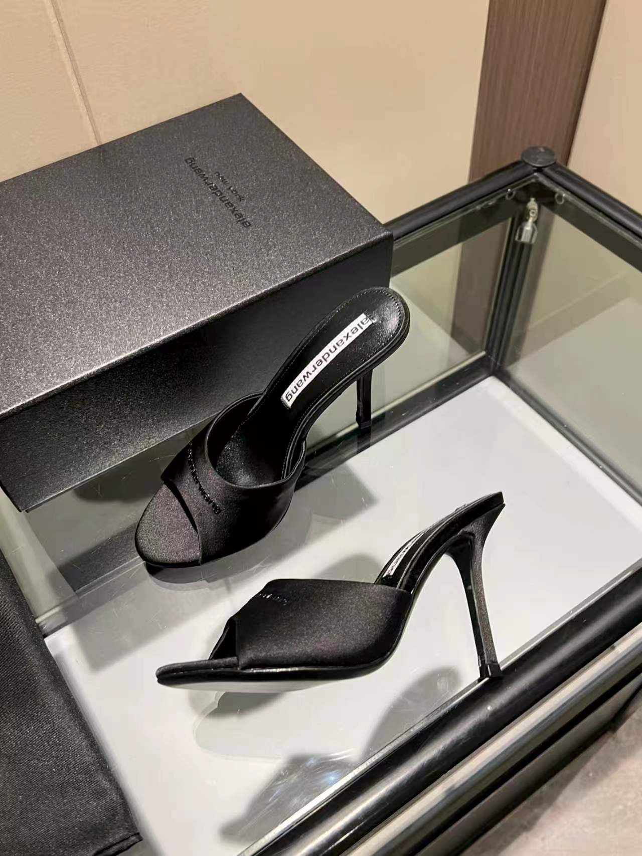 Women's shoes collection