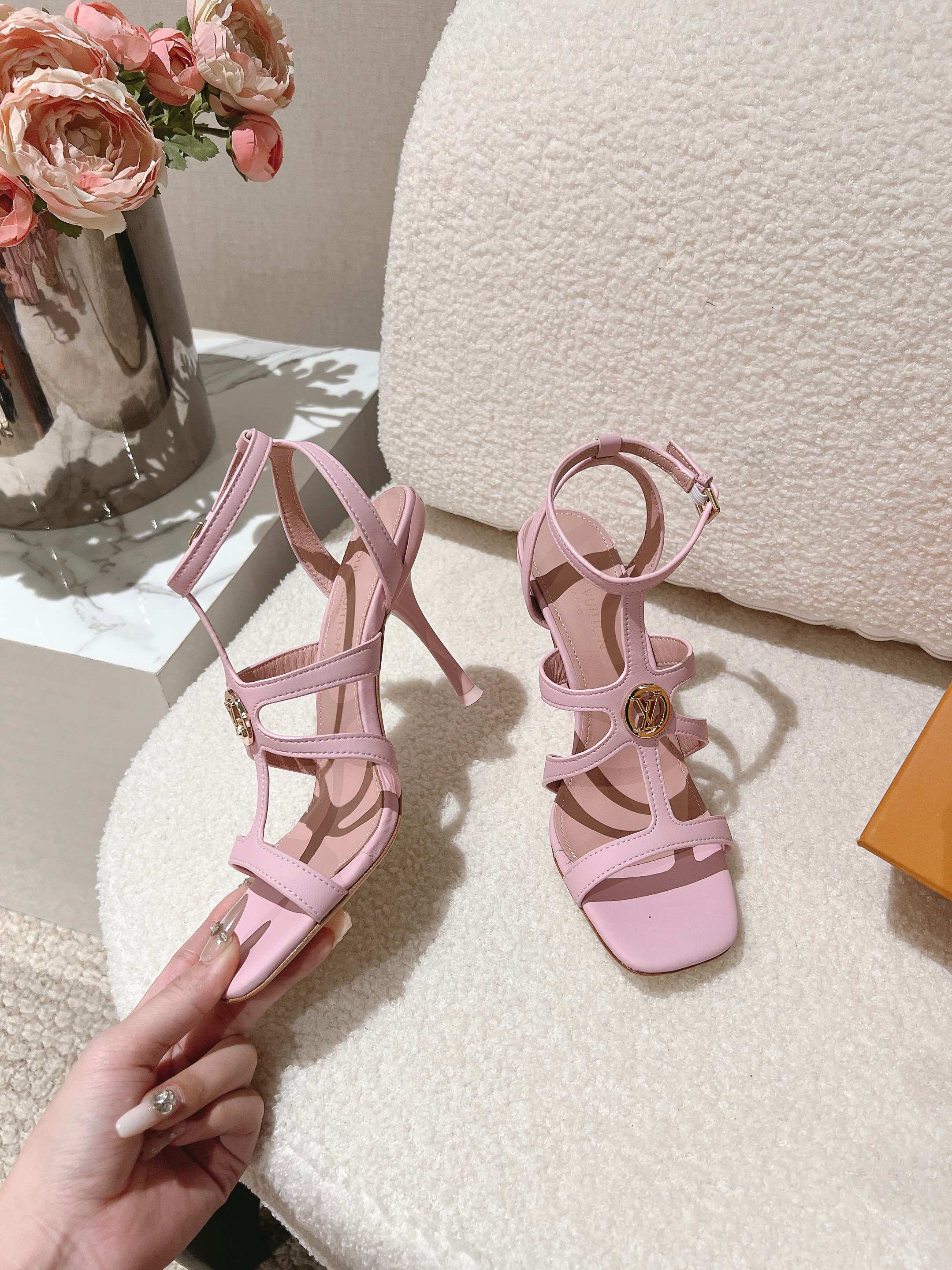 Women's shoes collection