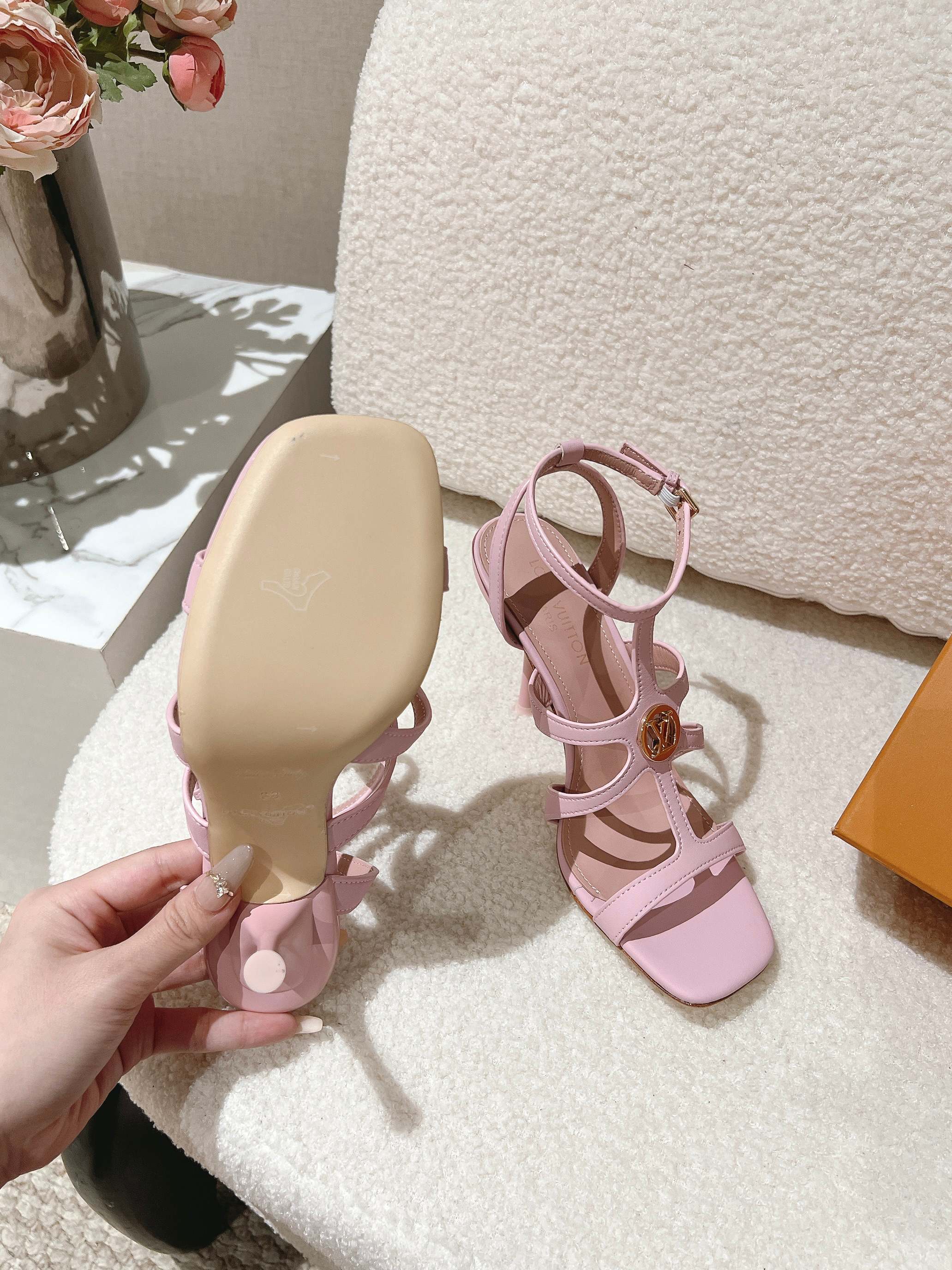 Women's shoes collection