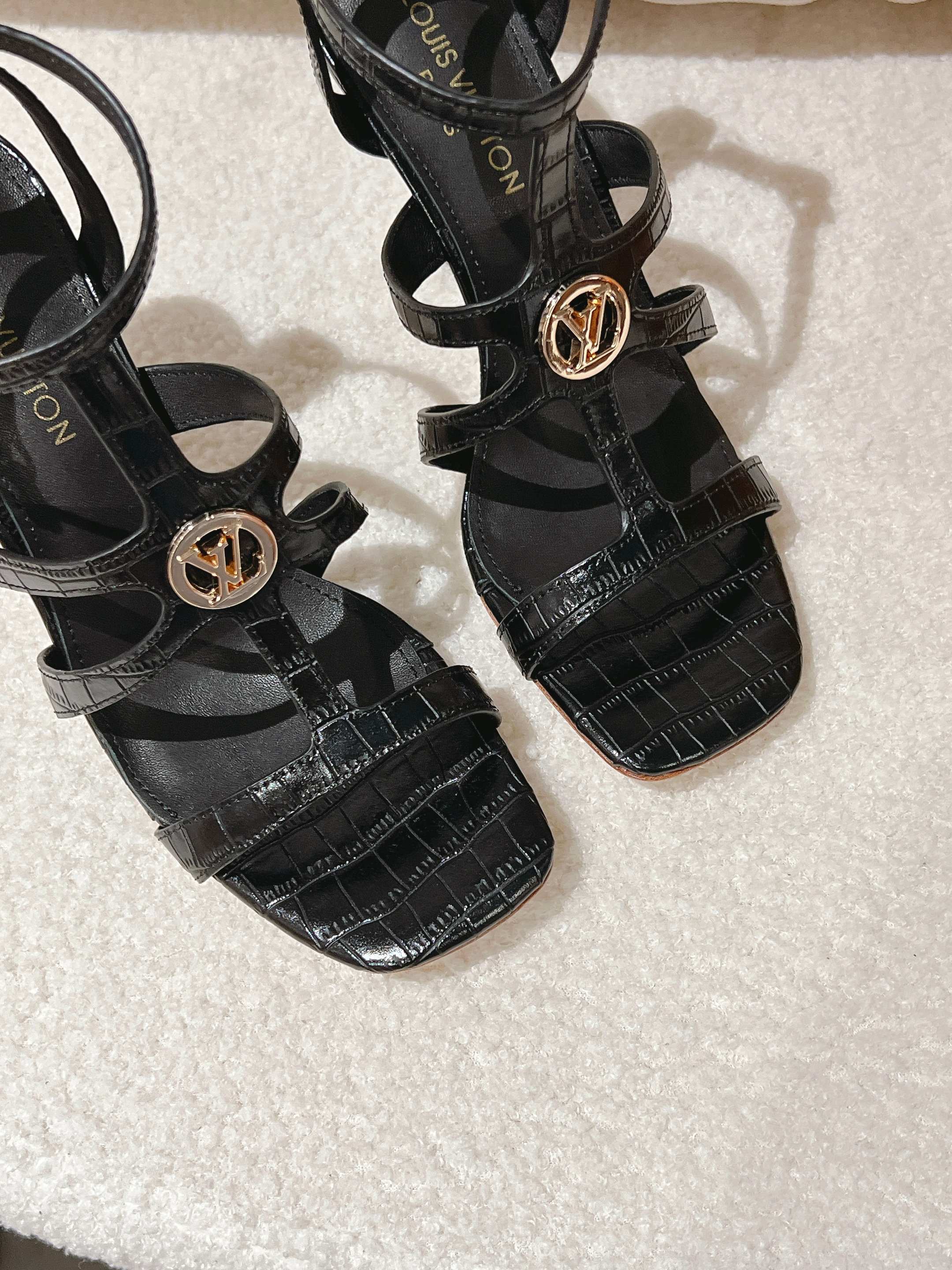 Women's shoes collection