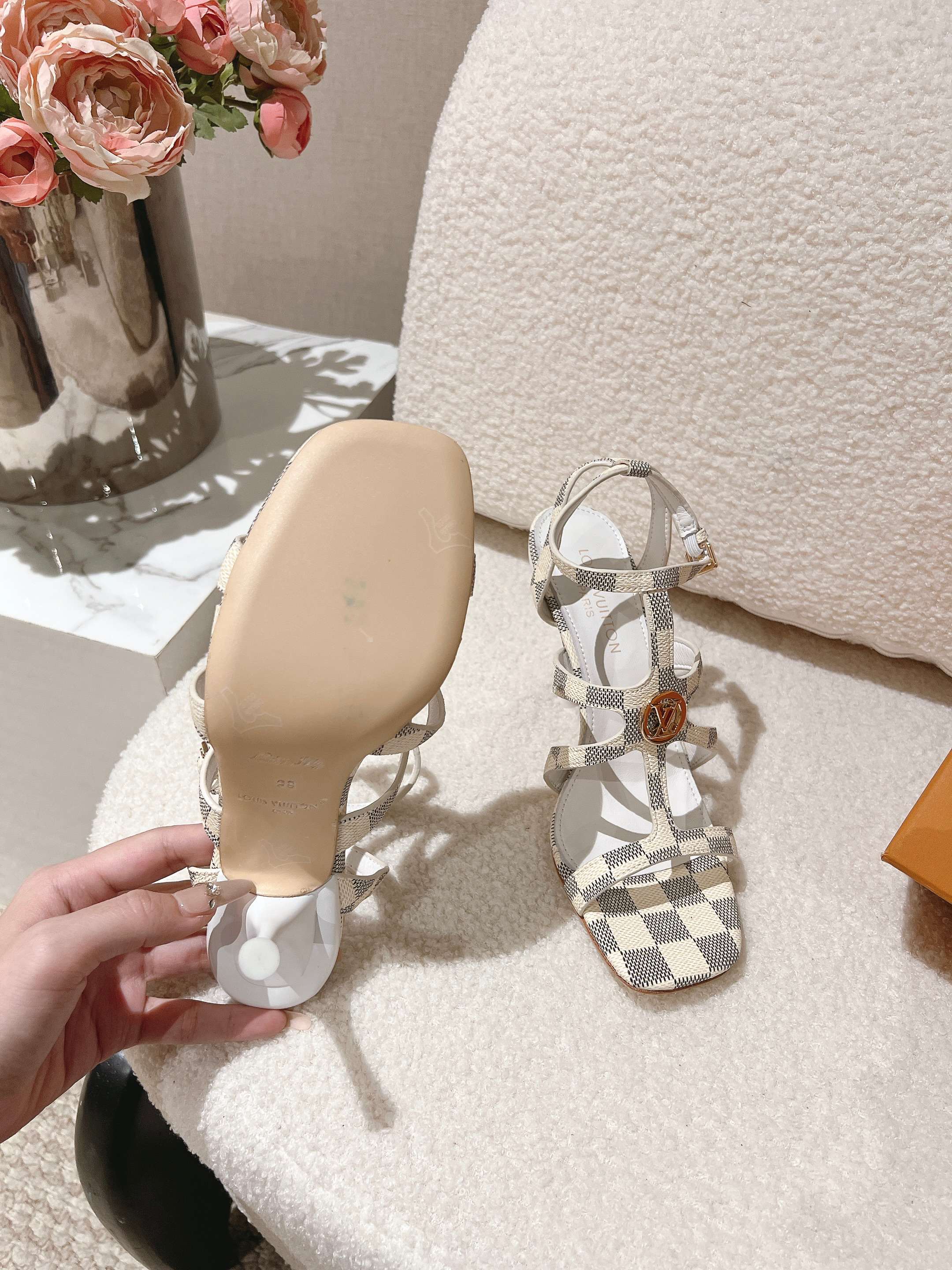 Women's shoes collection