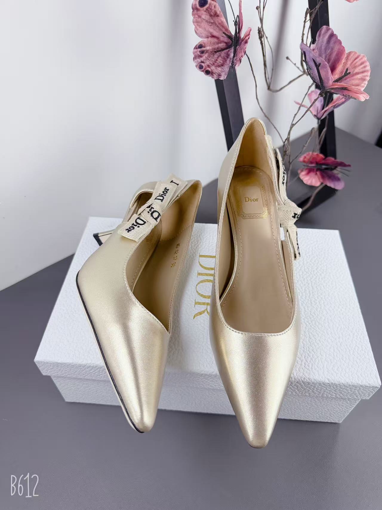 Women's shoes collection
