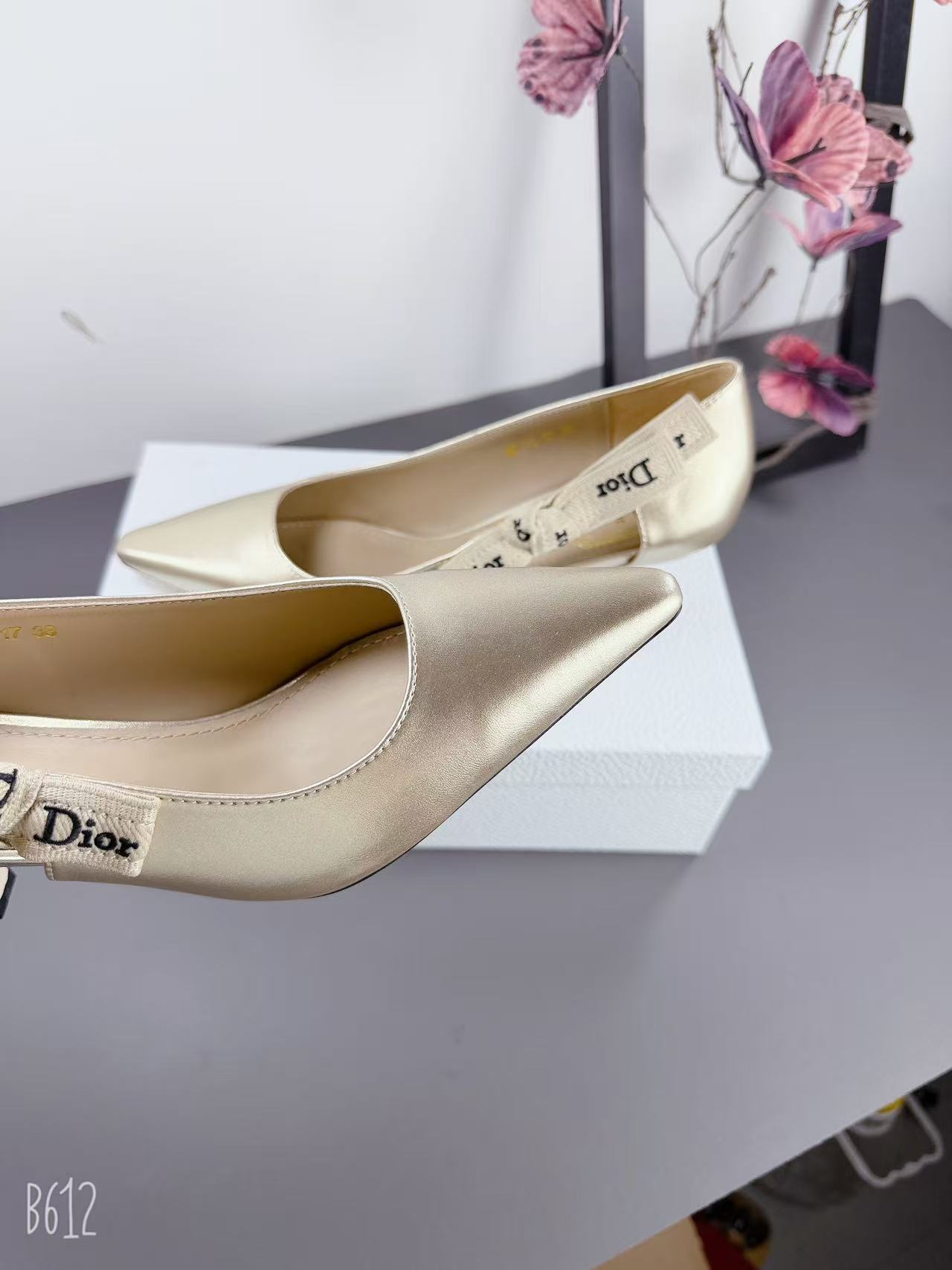 Women's shoes collection
