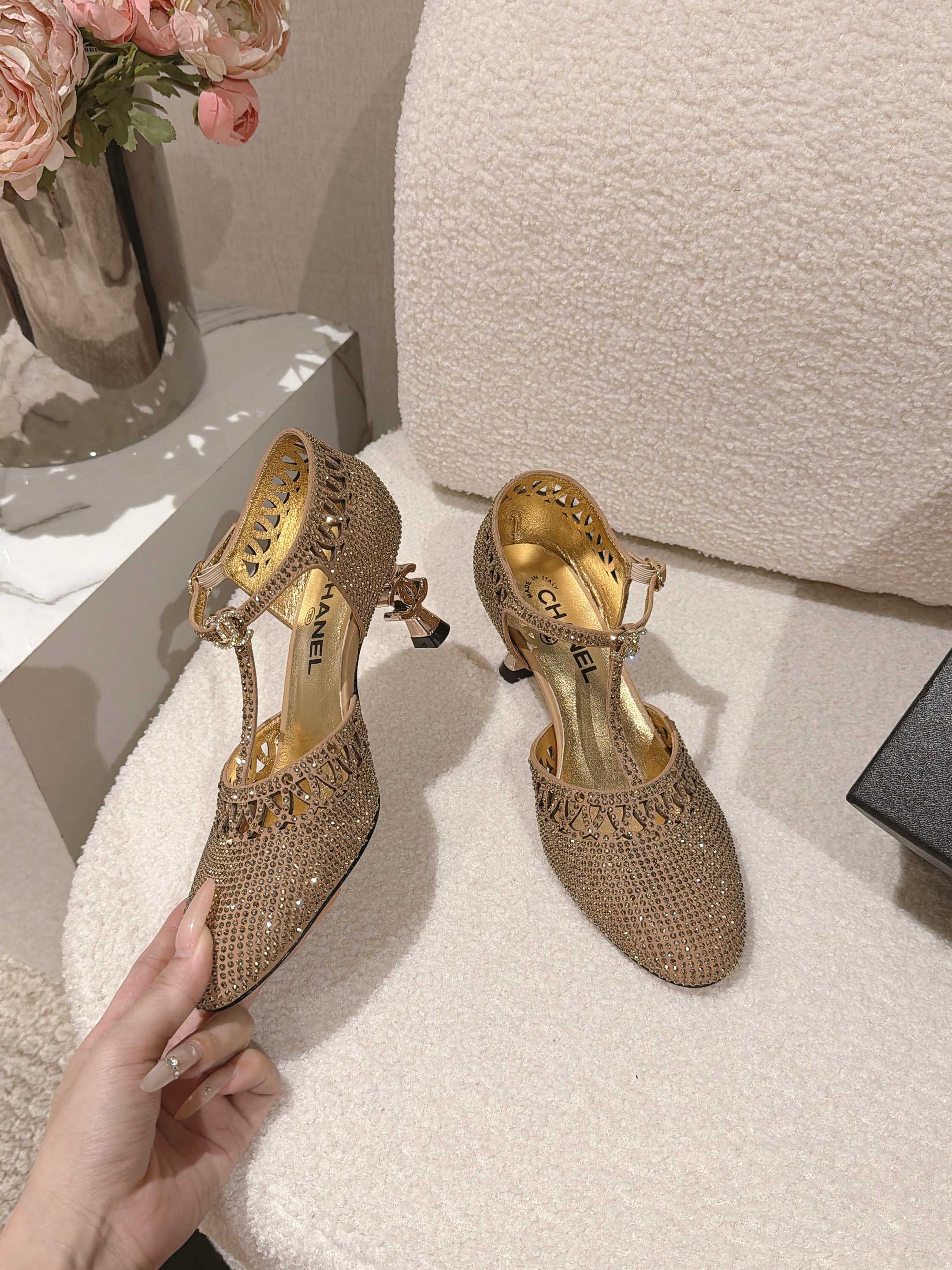 Women's shoes collection
