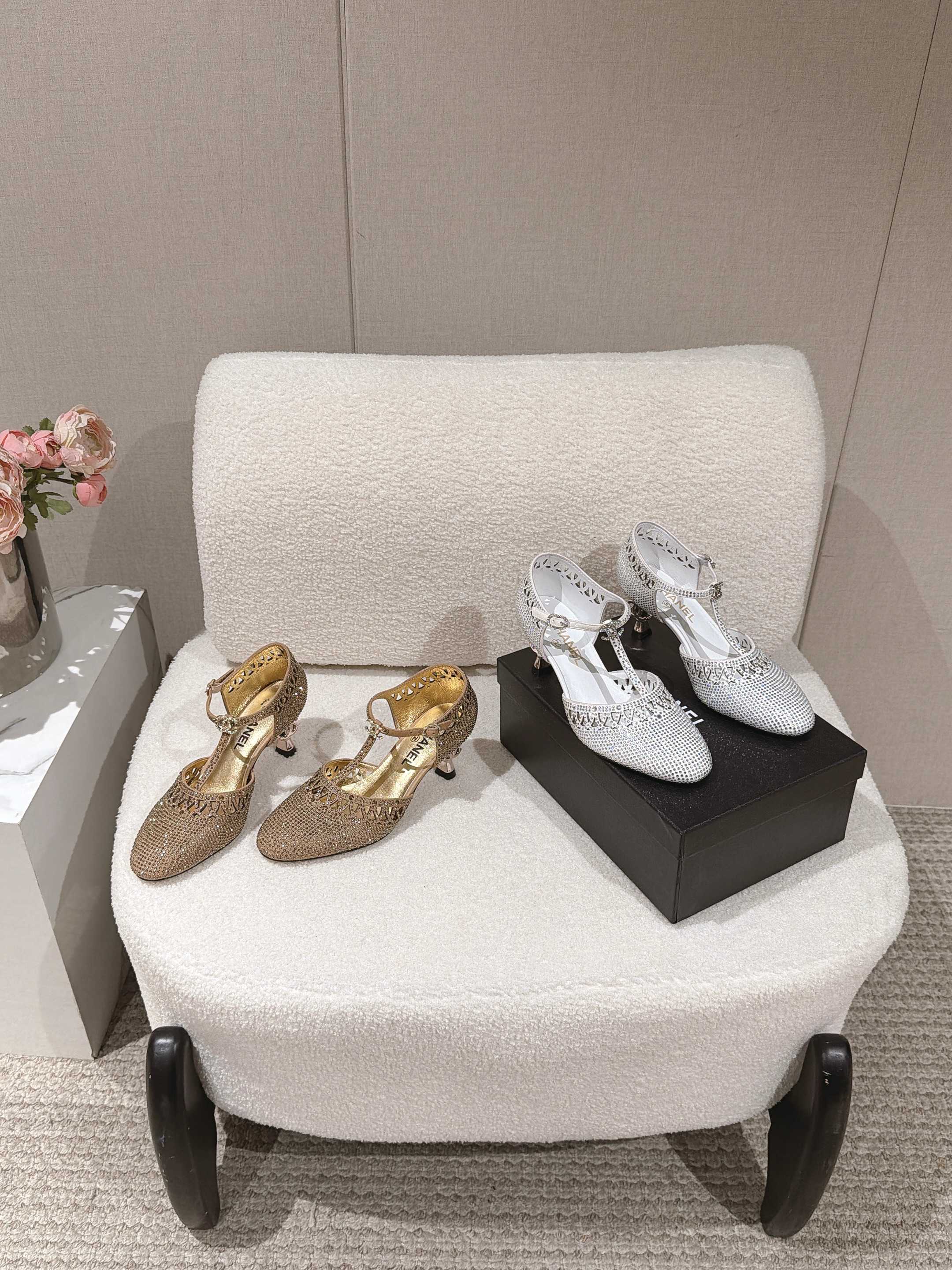 Women's shoes collection