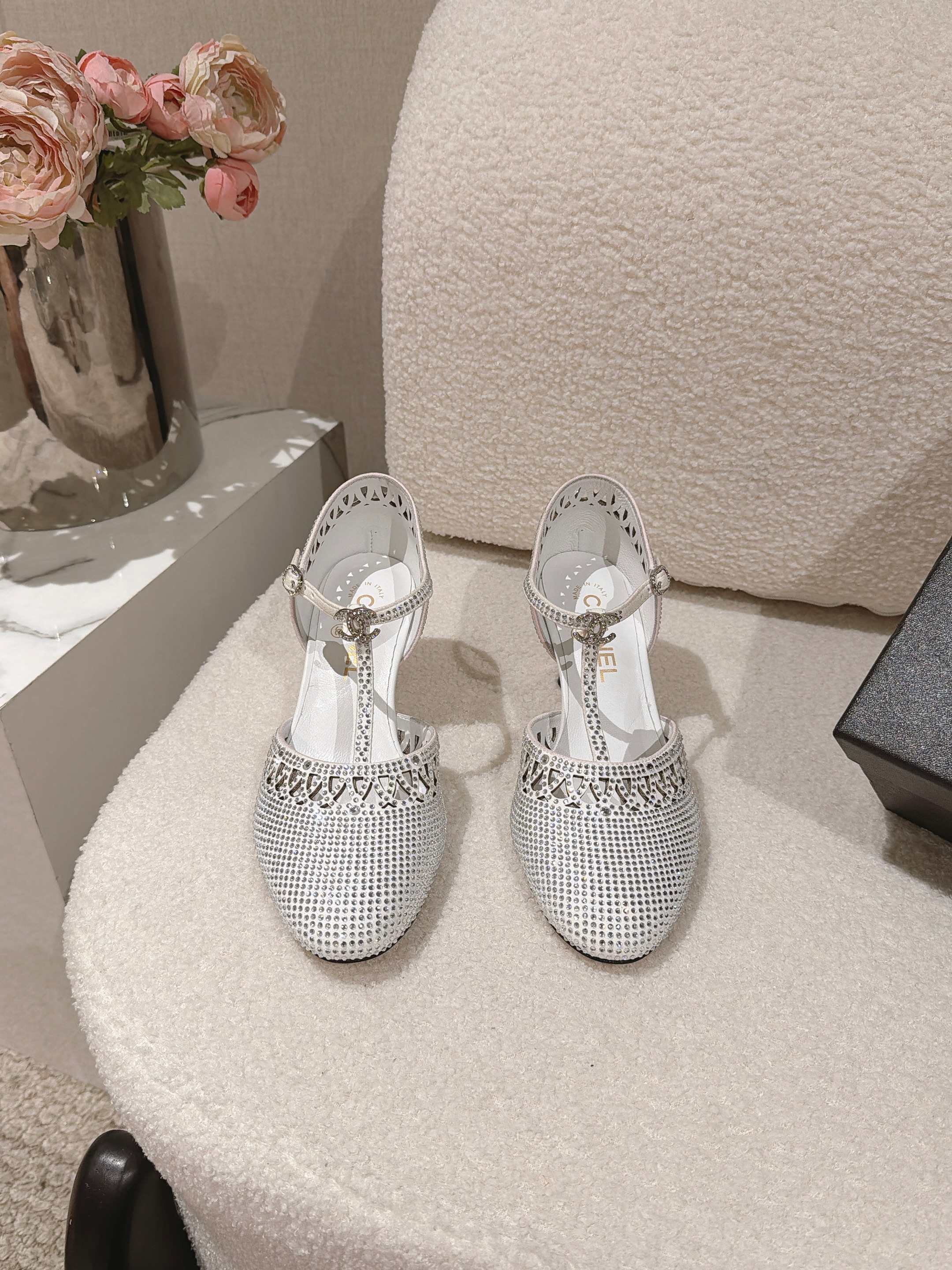 Women's shoes collection
