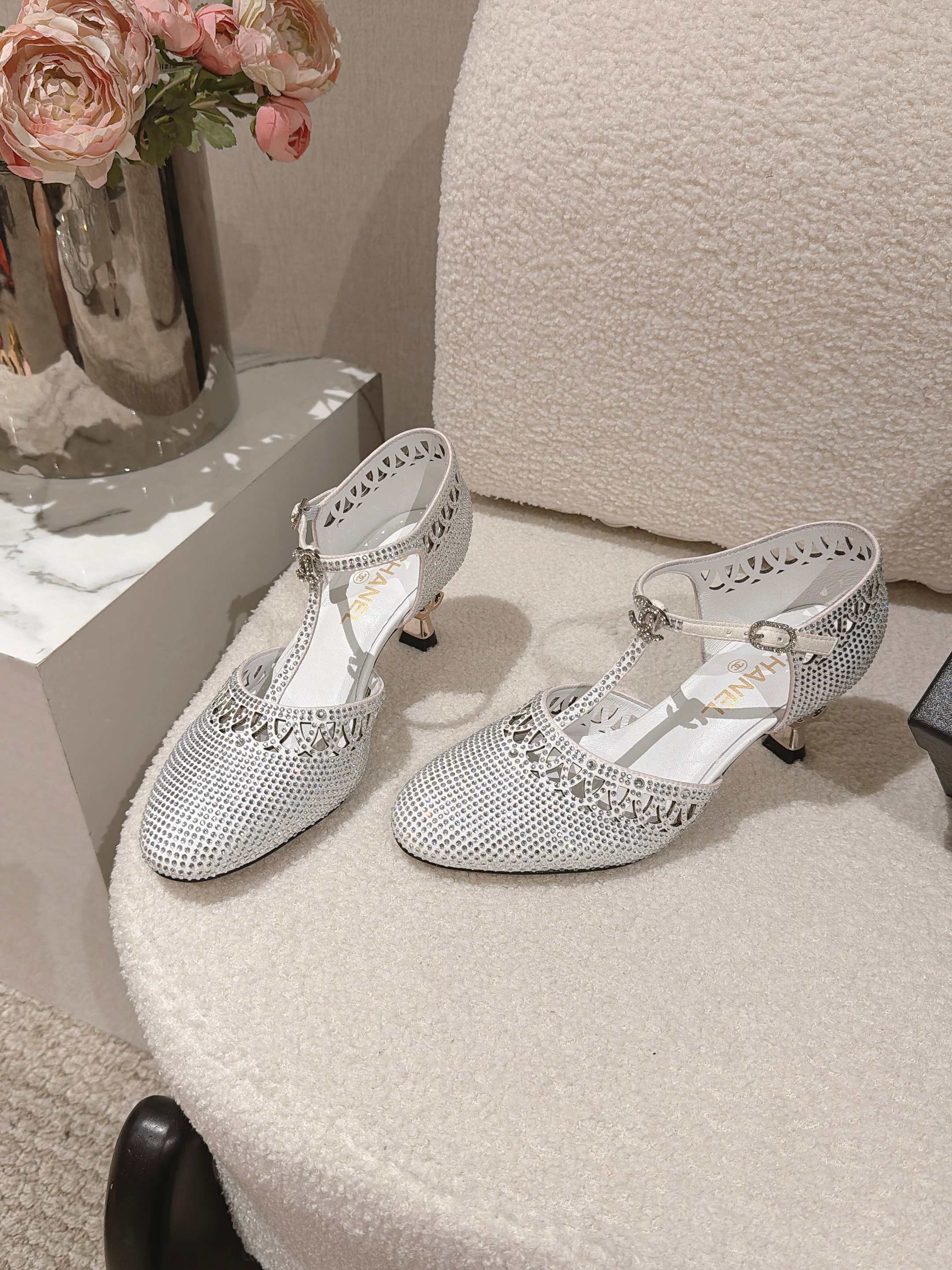 Women's shoes collection