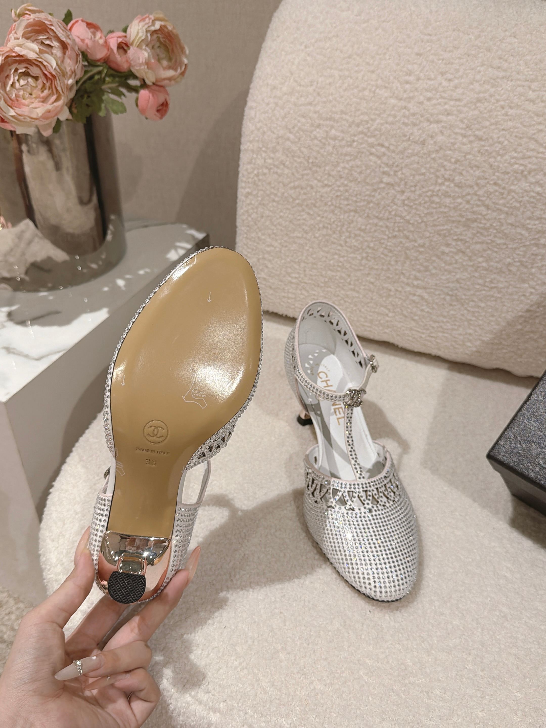 Women's shoes collection