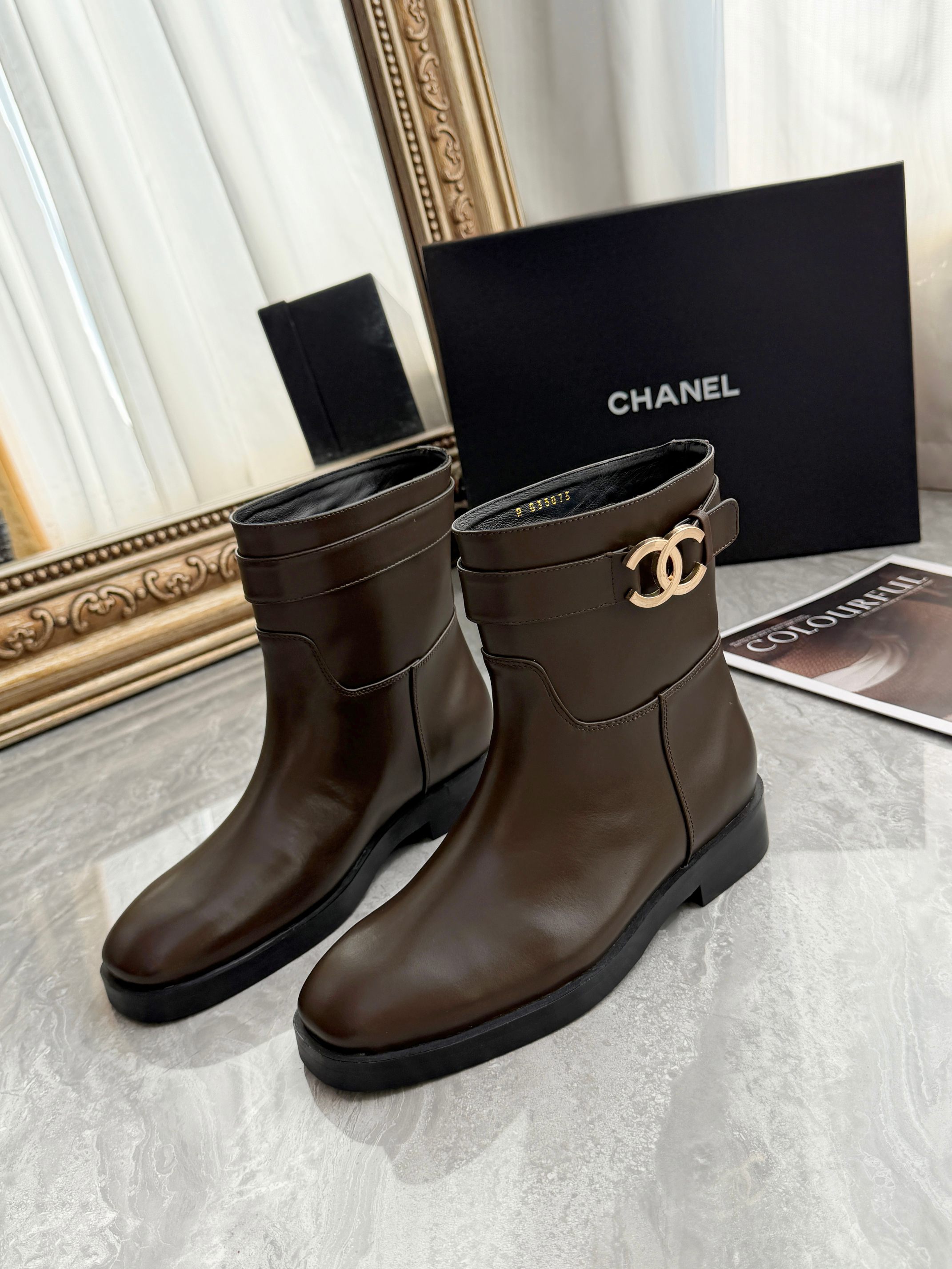 Women's shoes collection