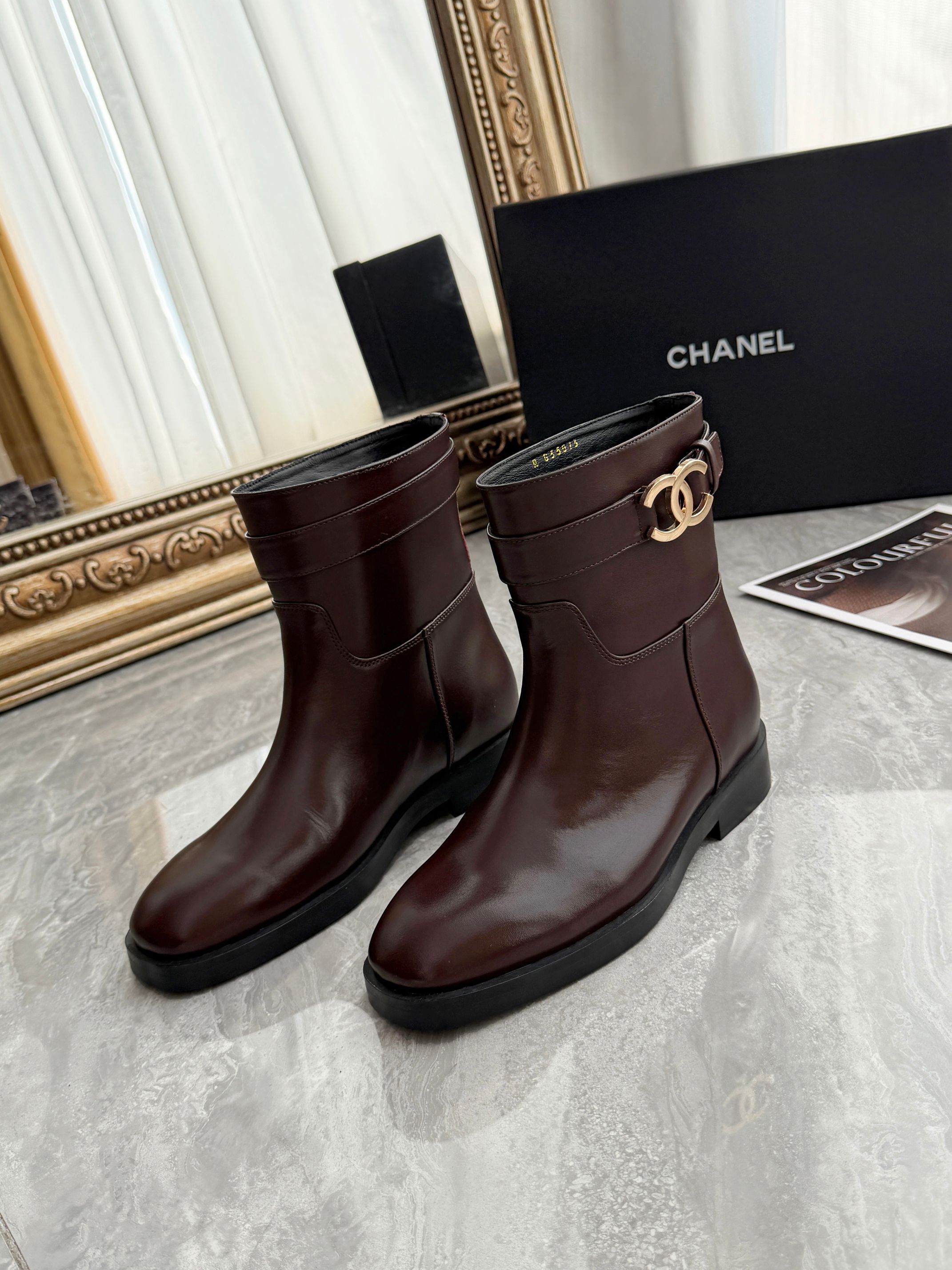 Women's shoes collection