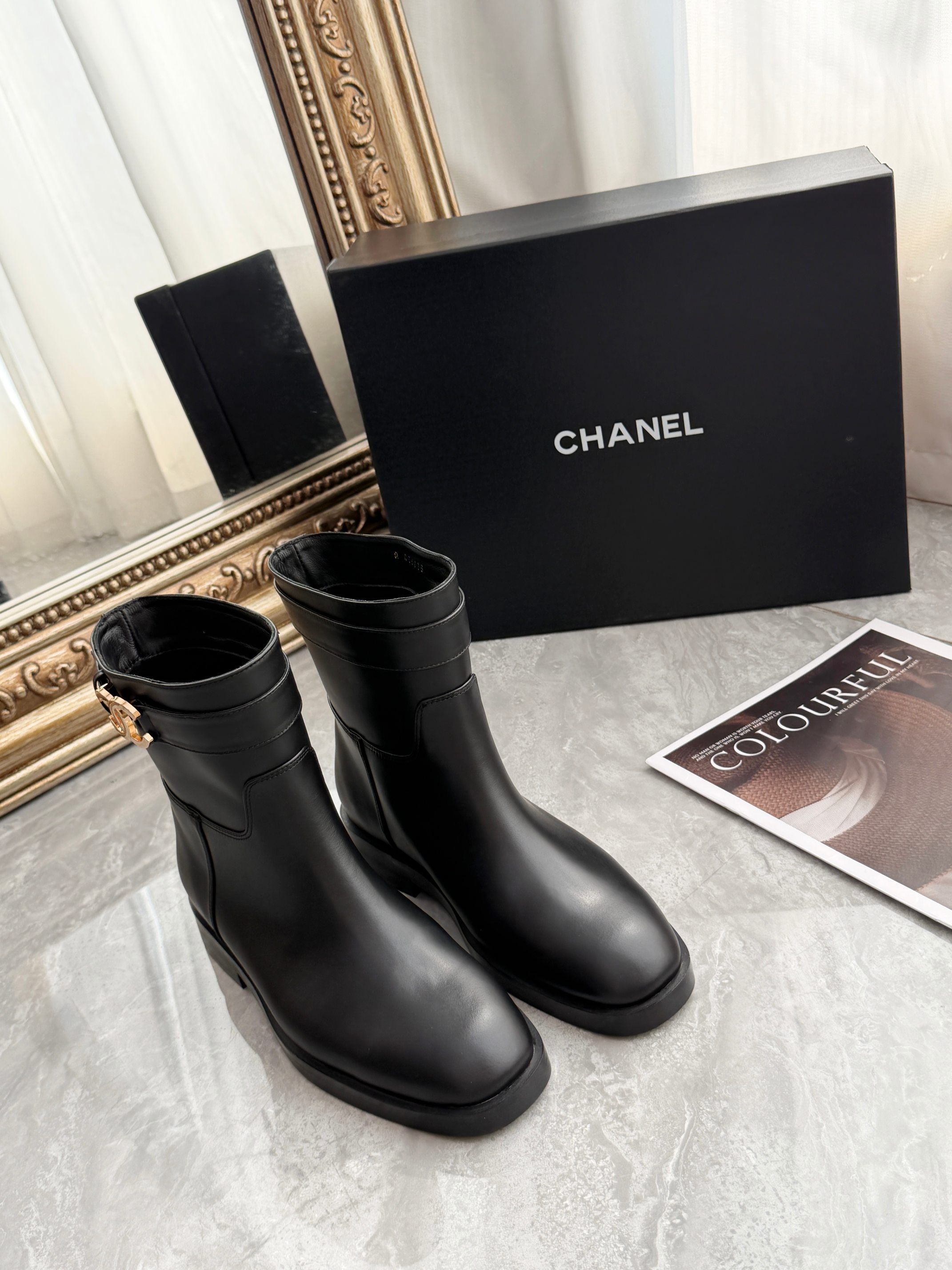 Women's shoes collection
