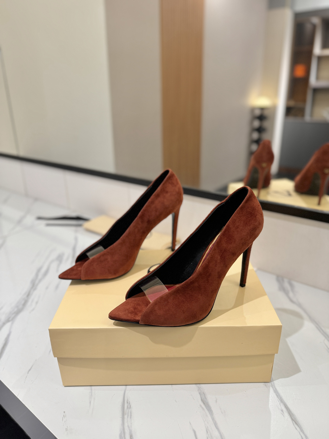 Women's shoes collection