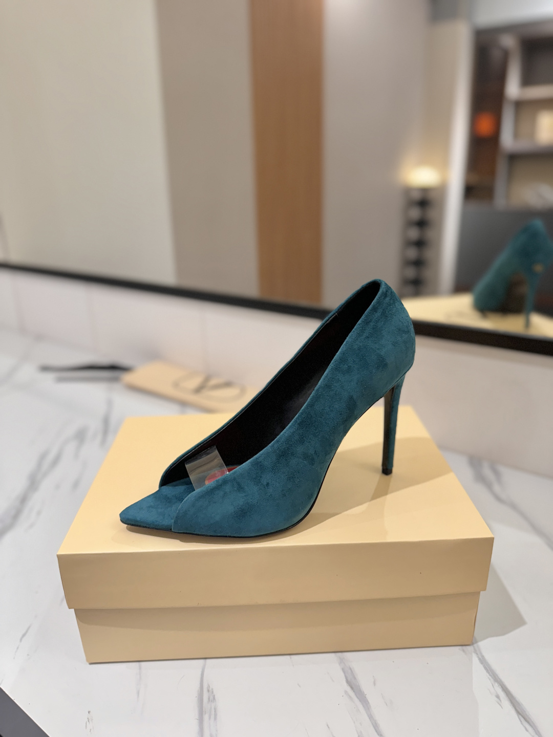 Women's shoes collection
