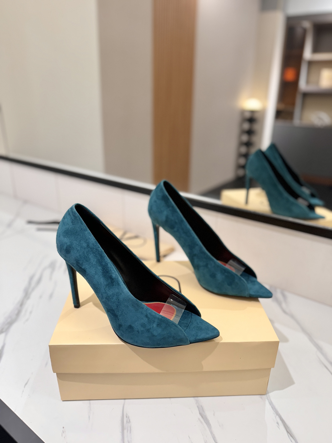 Women's shoes collection