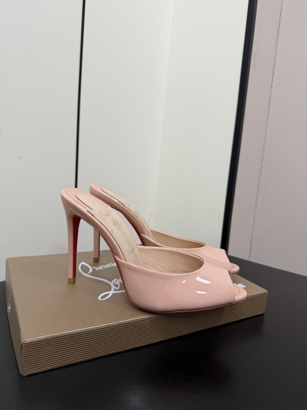 Women's shoes collection