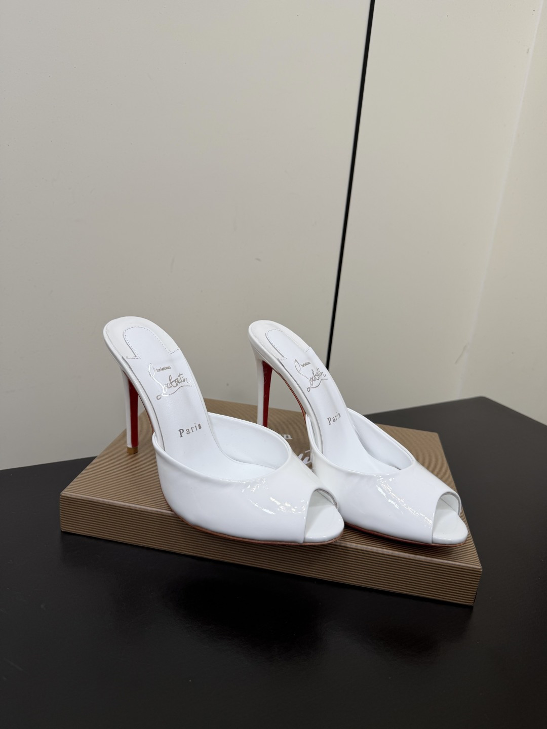 Women's shoes collection