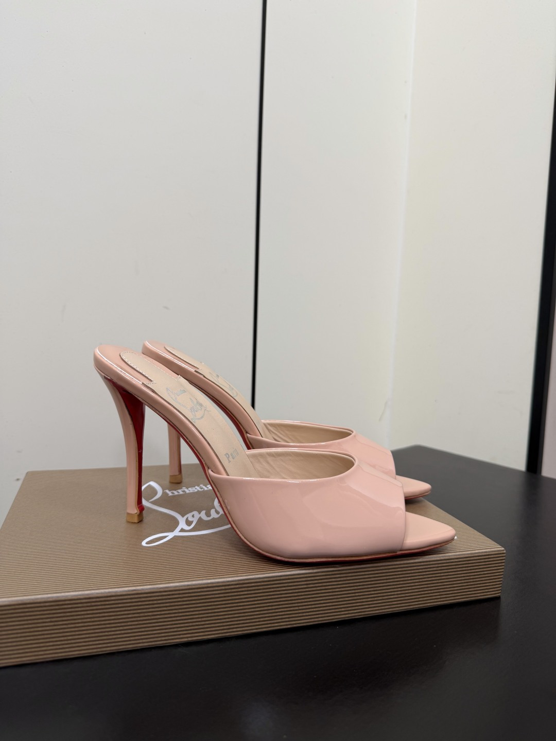 Women's shoes collection