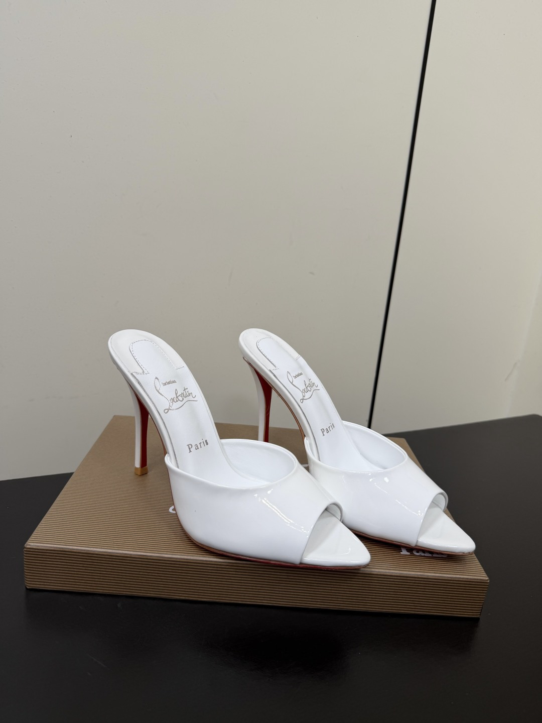Women's shoes collection