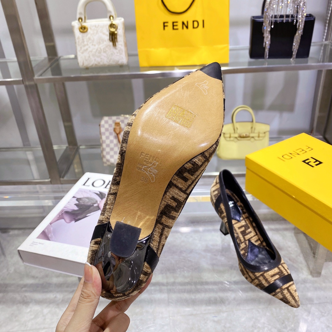 Women's shoes collection