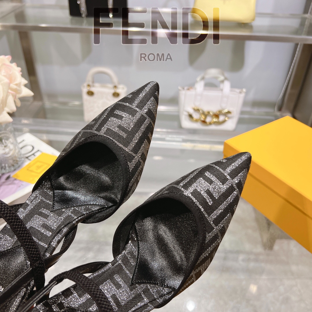 Women's shoes collection