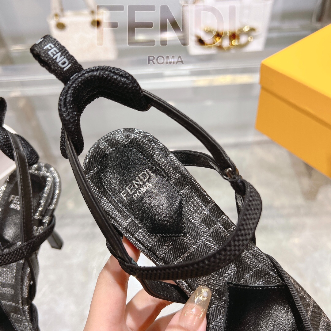 Women's shoes collection