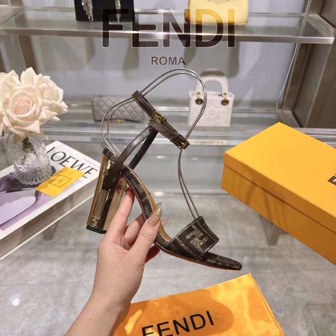 Women's shoes collection