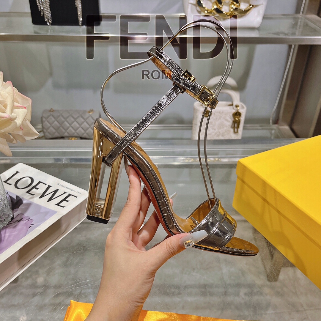 Women's shoes collection