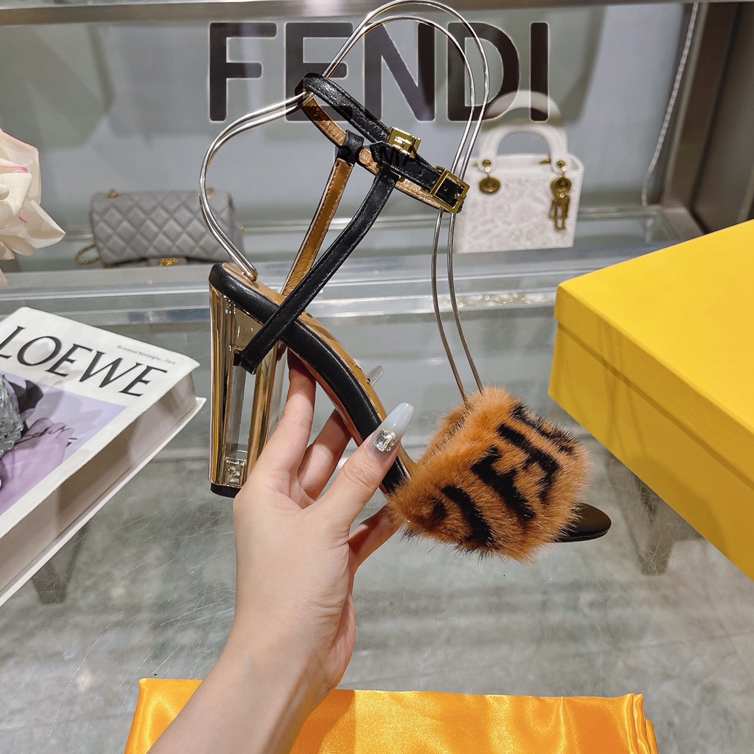 Women's shoes collection