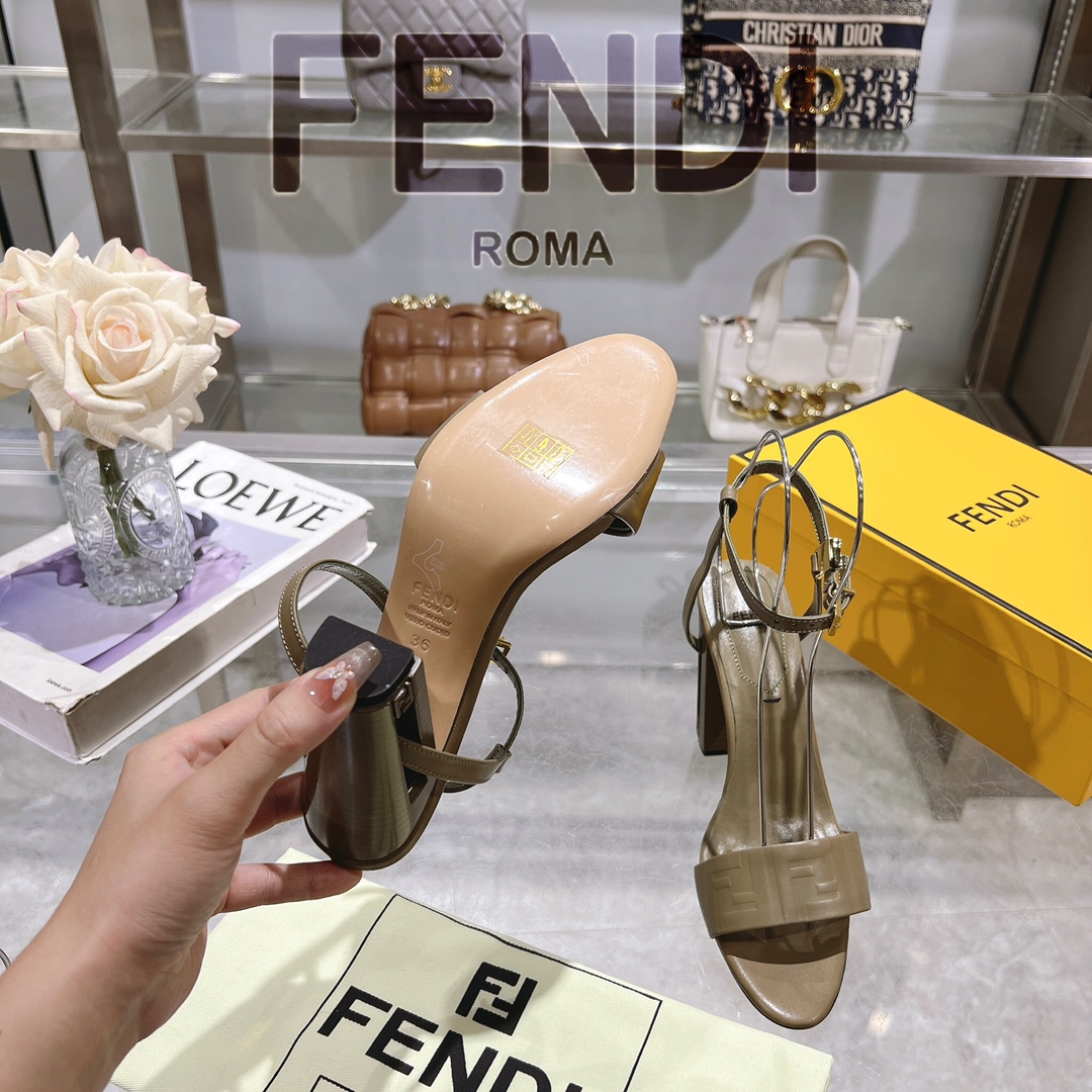 Women's shoes collection