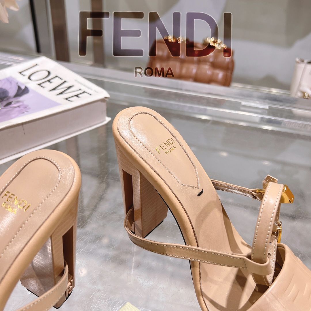Women's shoes collection