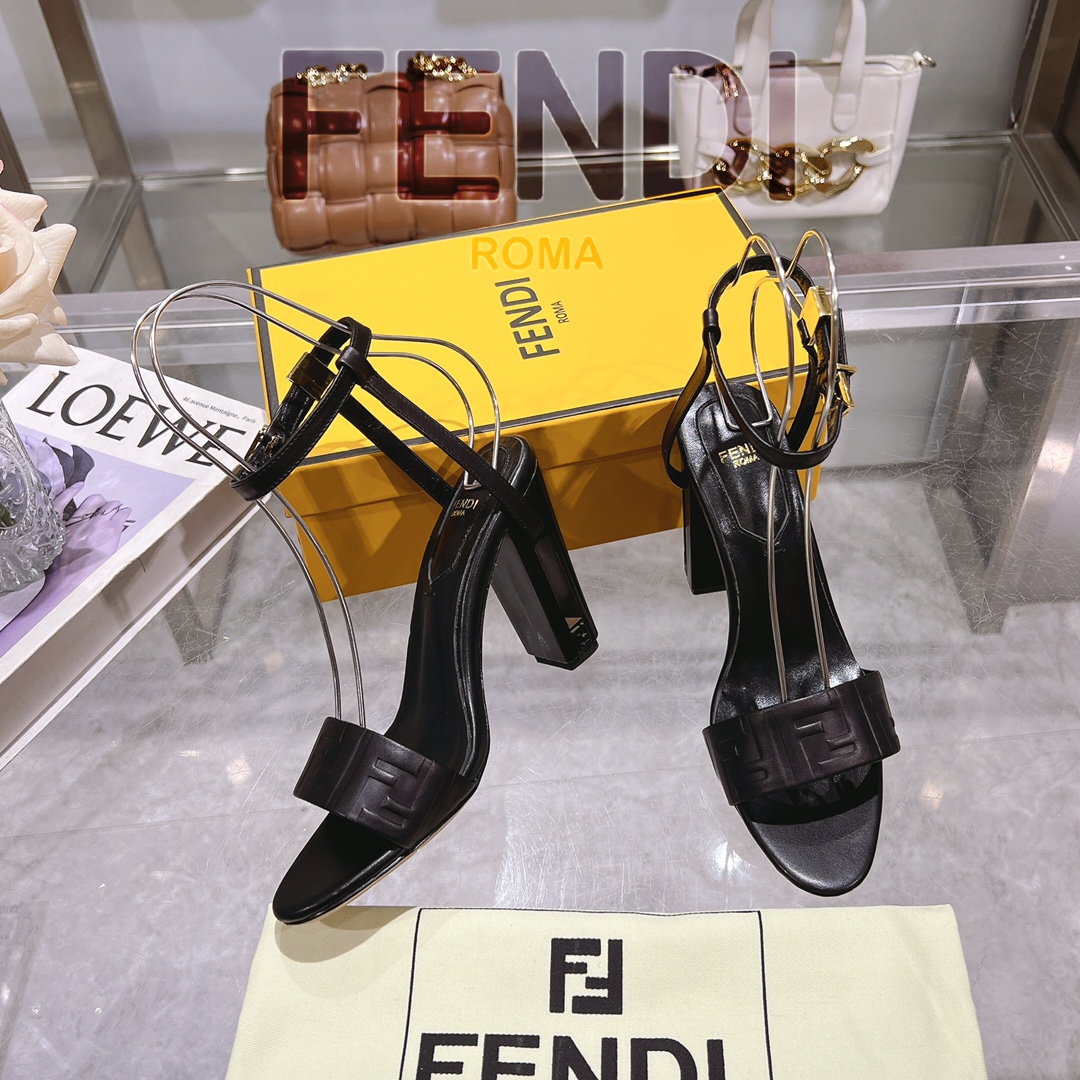 Women's shoes collection