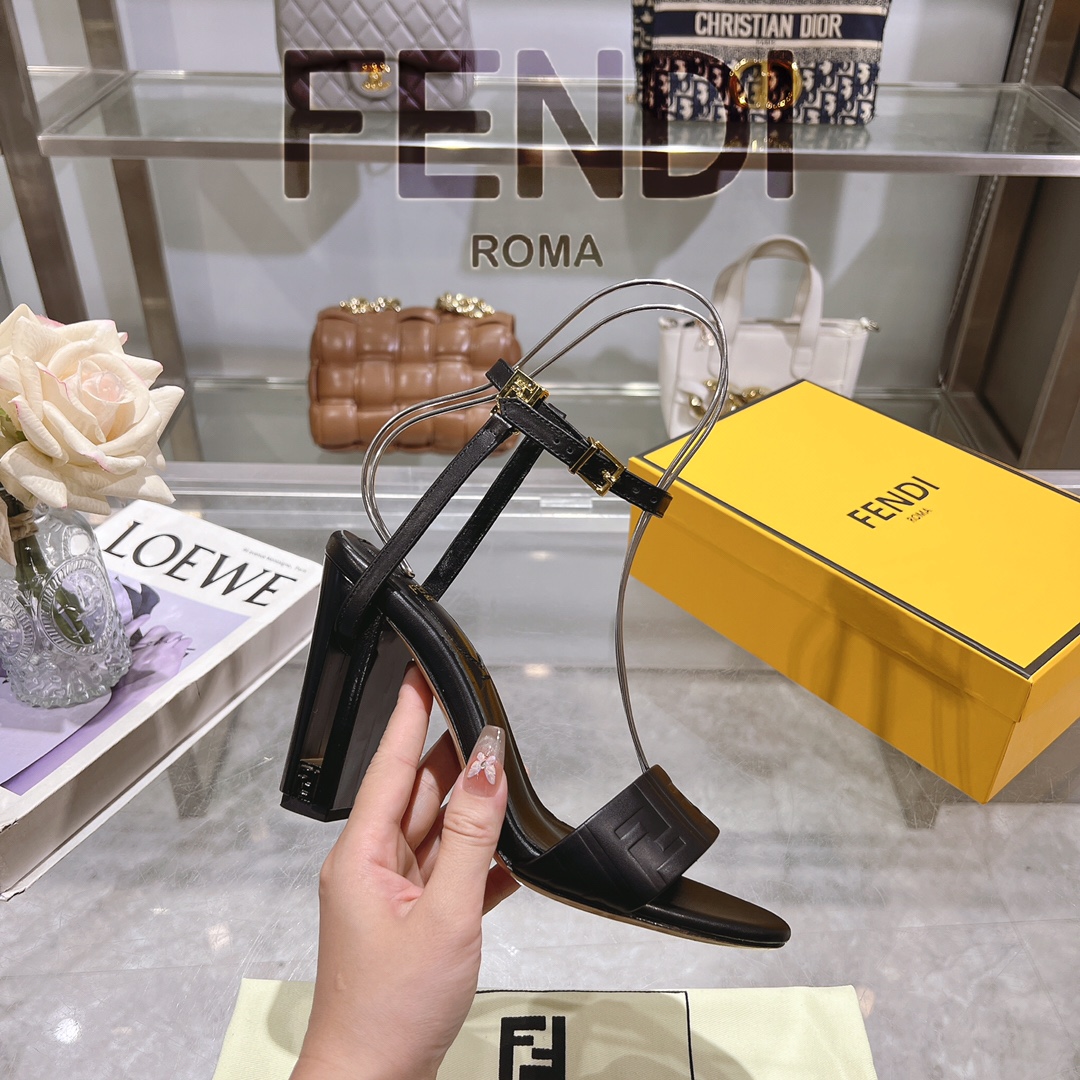 Women's shoes collection